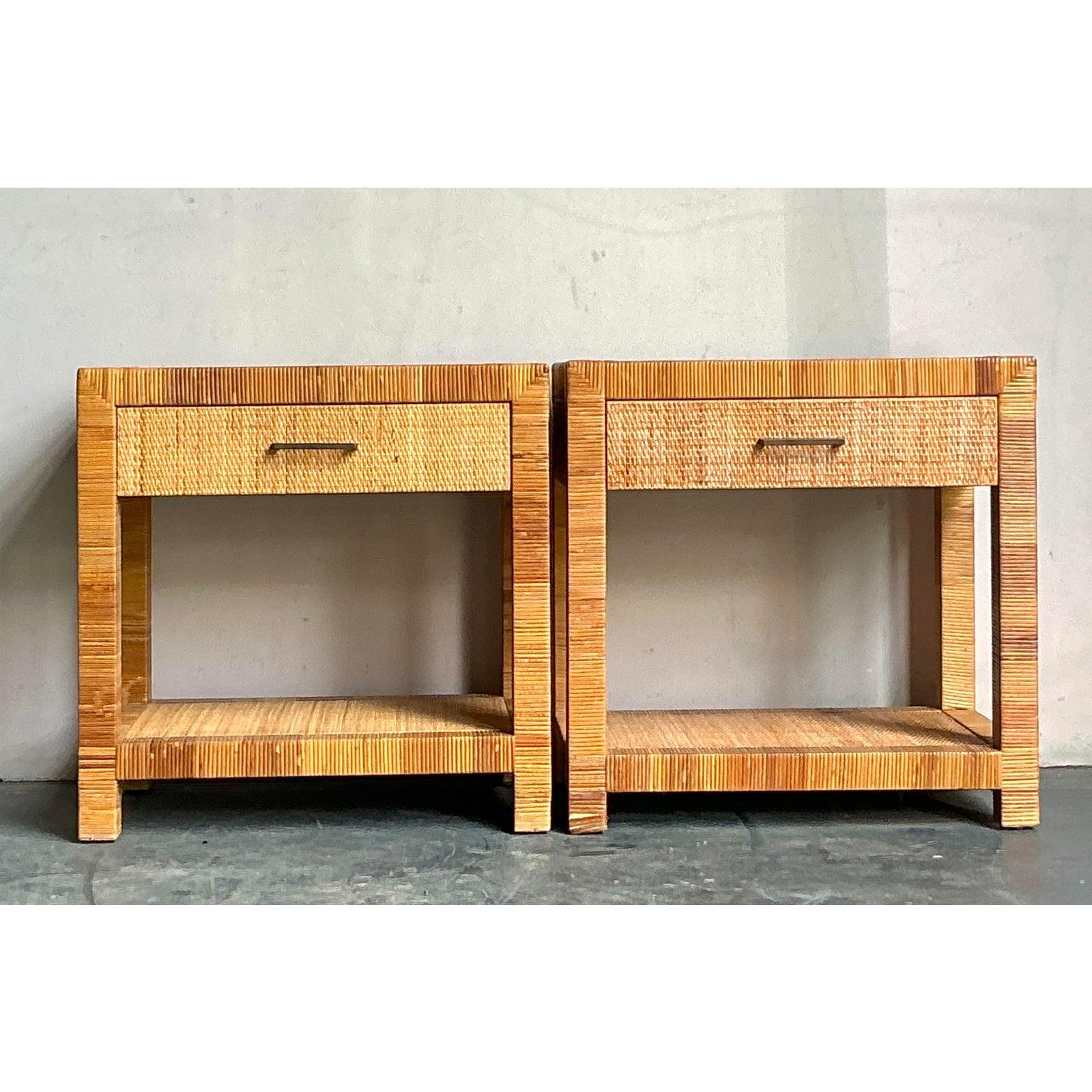 XXI secolo e contemporaneo Comodini in rattan intrecciato dei fratelli Bielecky Brothers, vintage, una coppia in vendita