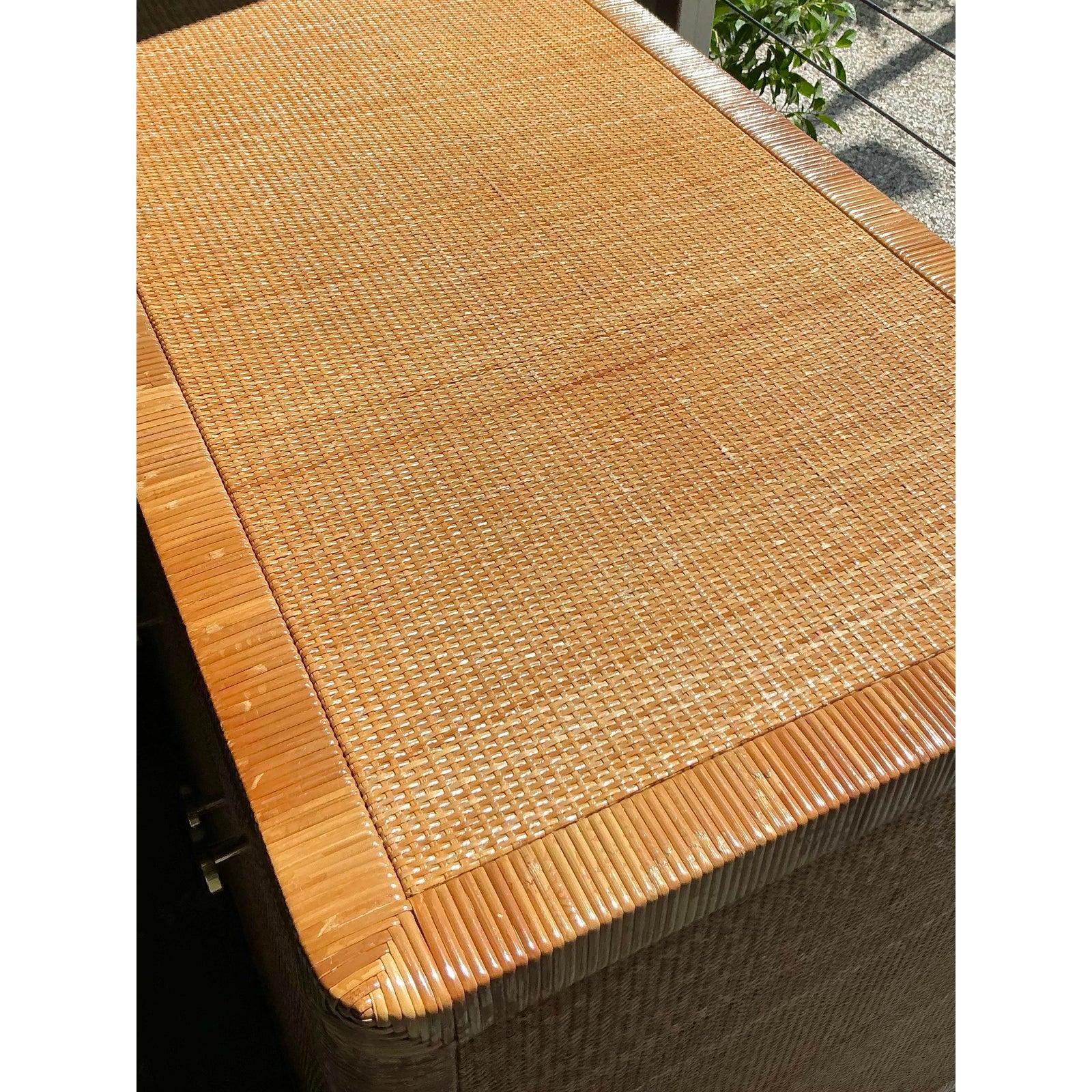 Américain Crédence Vintage By Bielecky Brothers en rotin tressé en vente