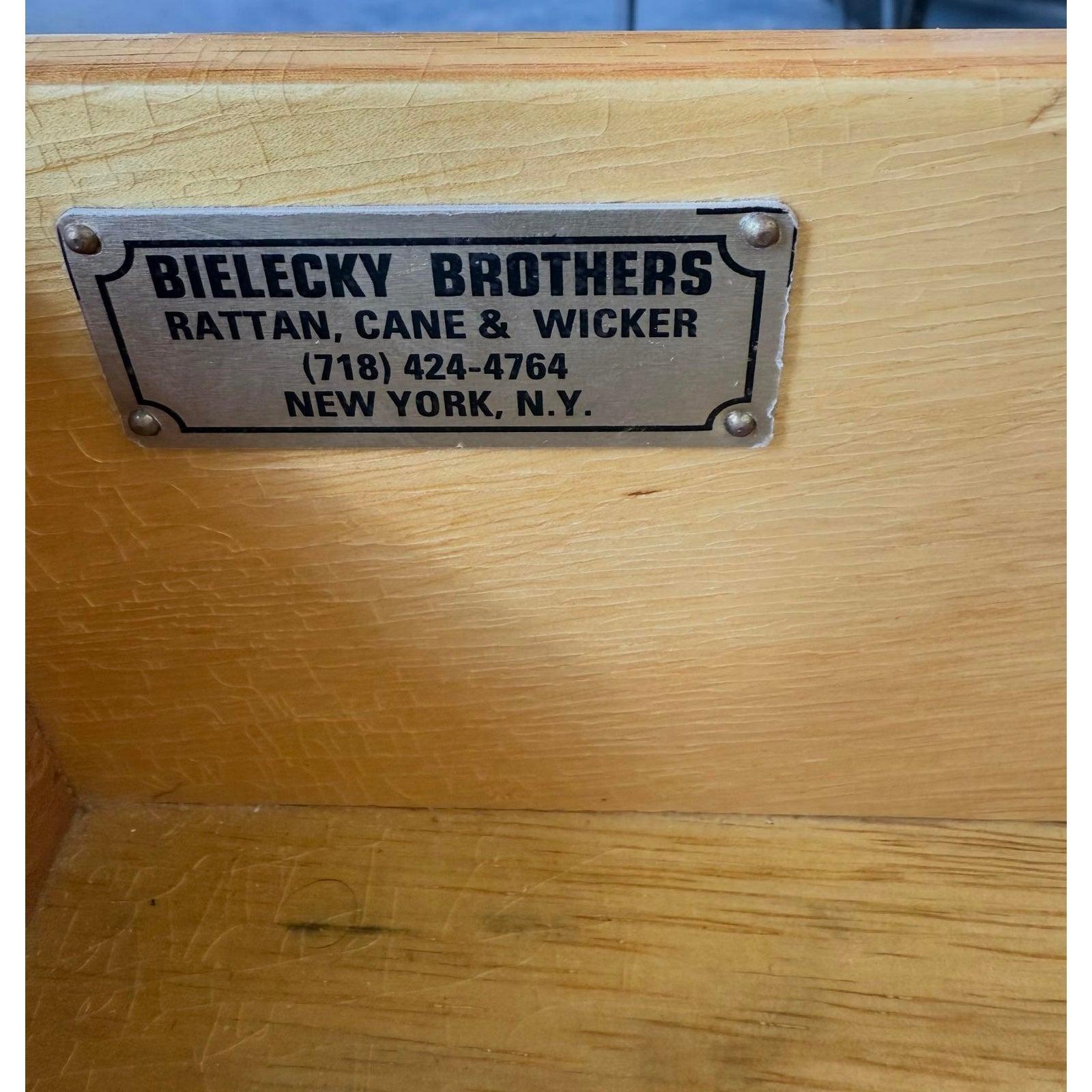Crédence Vintage By Bielecky Brothers en rotin tressé en vente 1