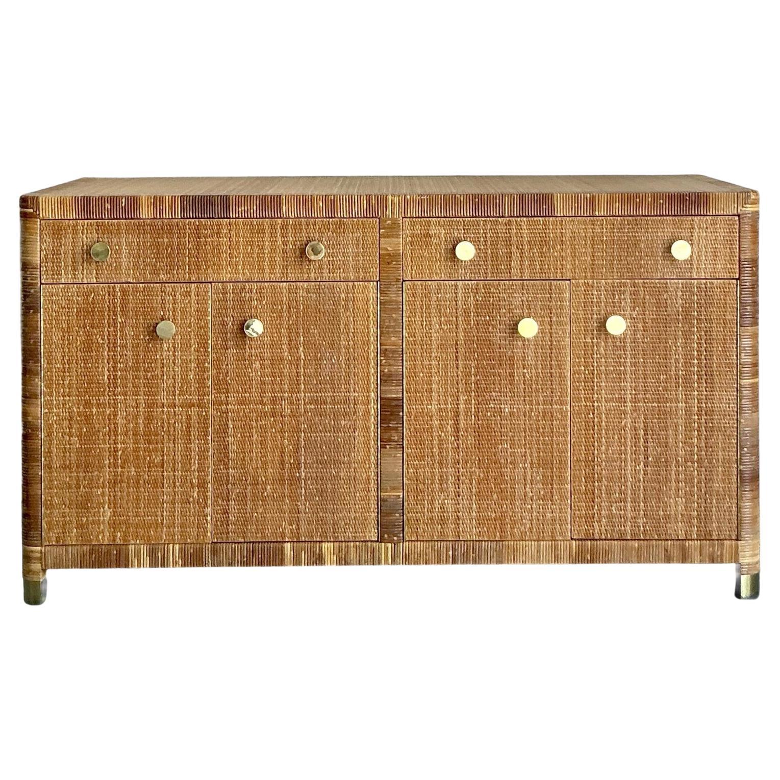 Crédence Vintage By Bielecky Brothers en rotin tressé en vente