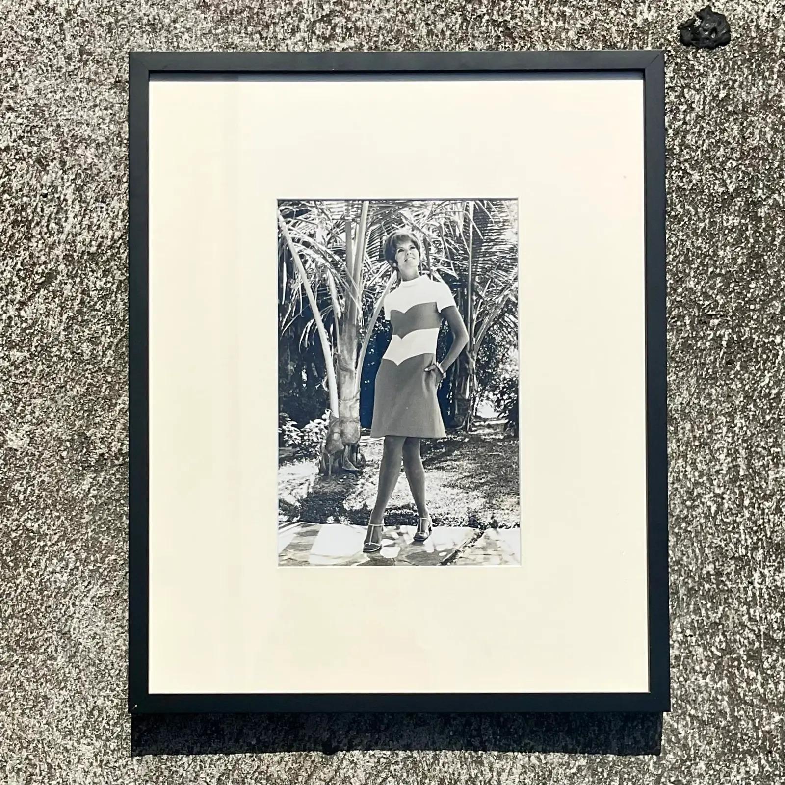 Vintage Boho Schwarz-Weiß-Modefotografie der 70er Jahre (Ende des 20. Jahrhunderts) im Angebot