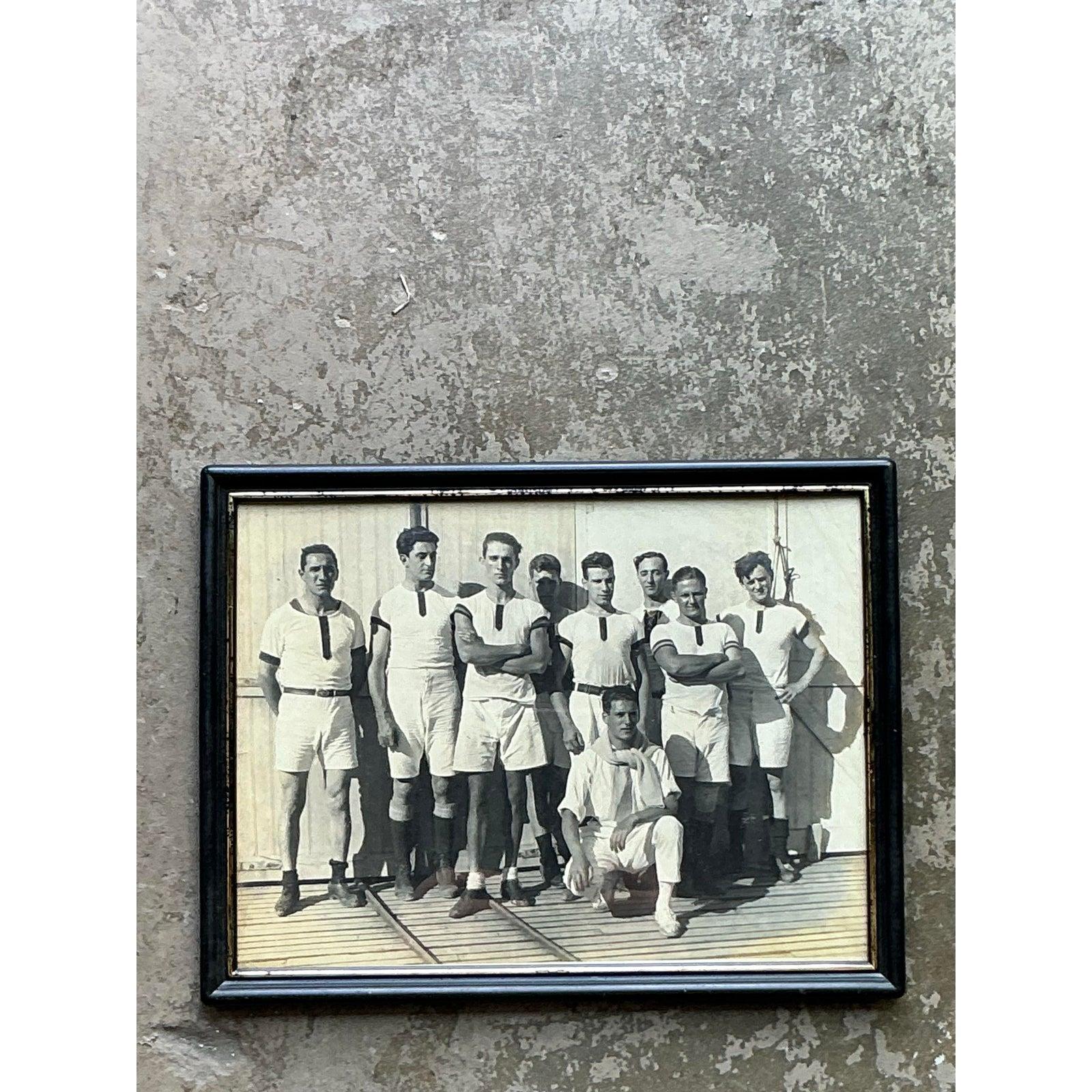 Vintage Boho Schwarz-Weiß Team Foto im Zustand „Gut“ im Angebot in West Palm Beach, FL