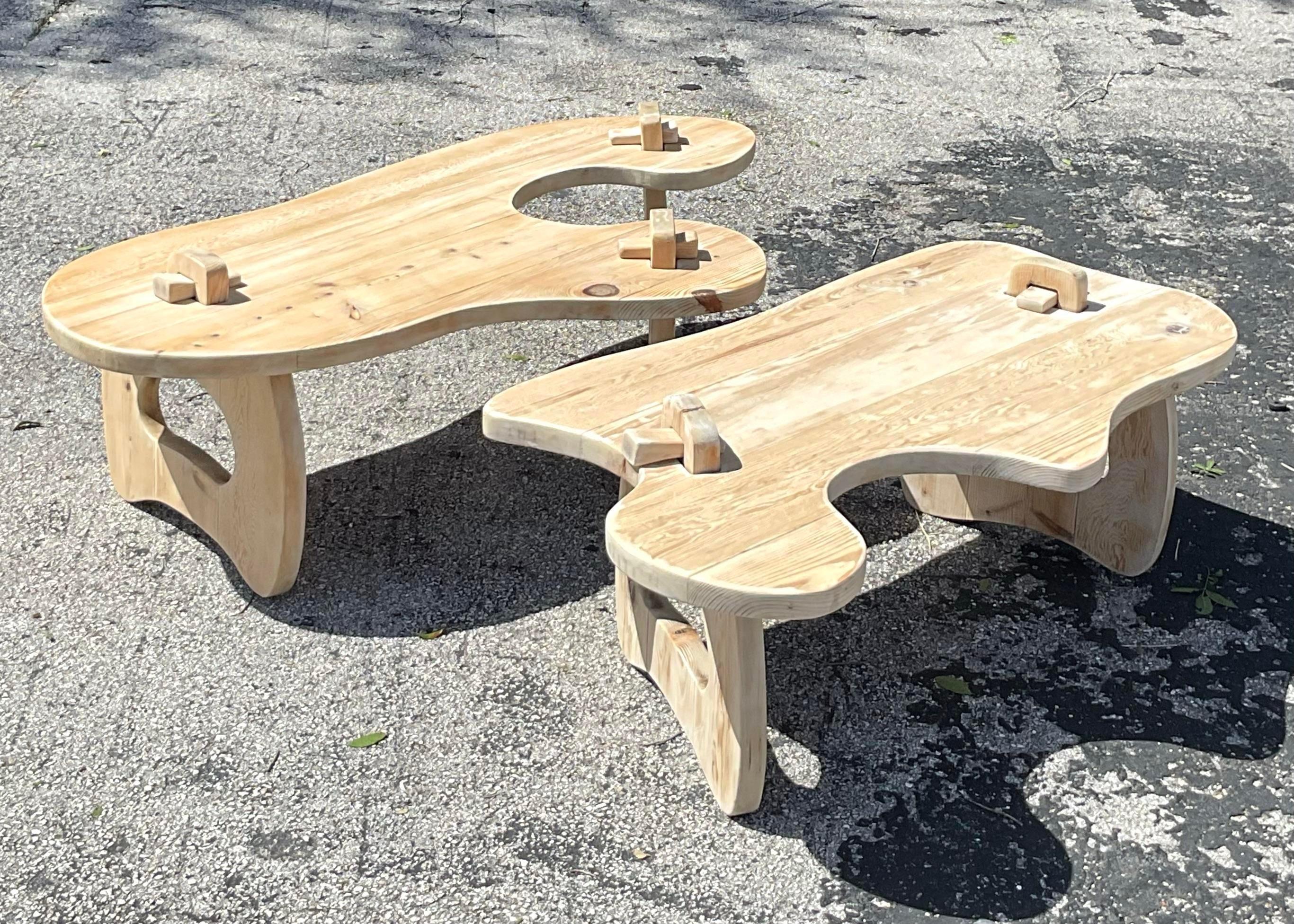 Table basse vintage en pin blanchi Boho Puzzle en vente 5
