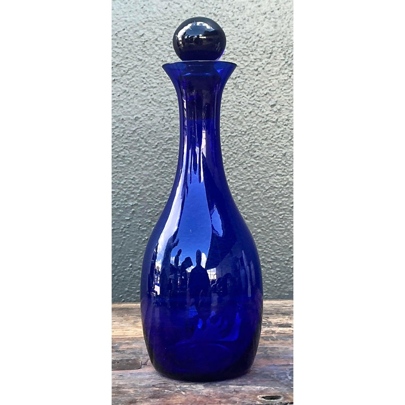 Vintage Boho Blau Kunst Glas Dekanter (amerikanisch) im Angebot
