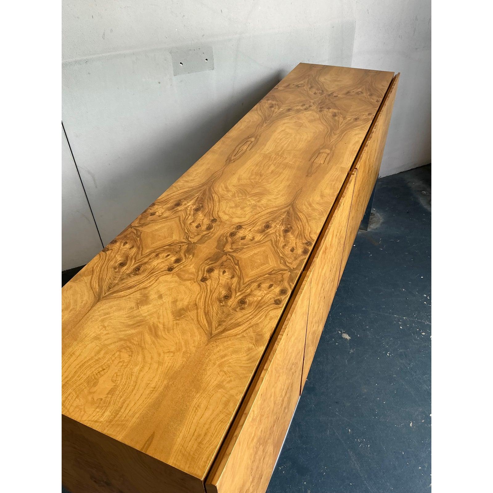 Vintage Boho Bookmatched Burl Credenza After Milo Baughman for Thayer Coggin In Good Condition For Sale In West Palm Beach, FL