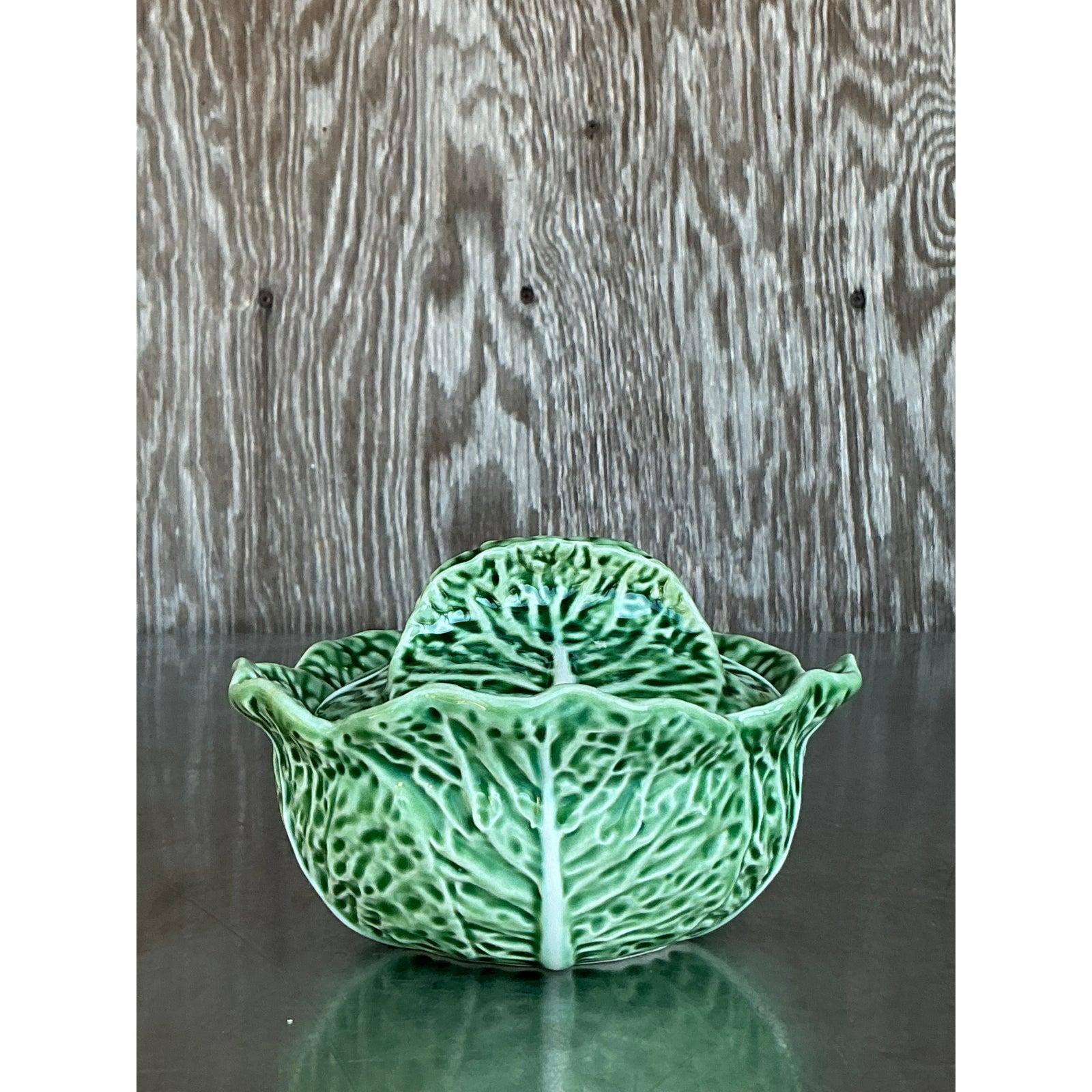 Bol à couvercle à chou en céramique émaillée Pinheiro Bordallo Boho Bon état - En vente à West Palm Beach, FL