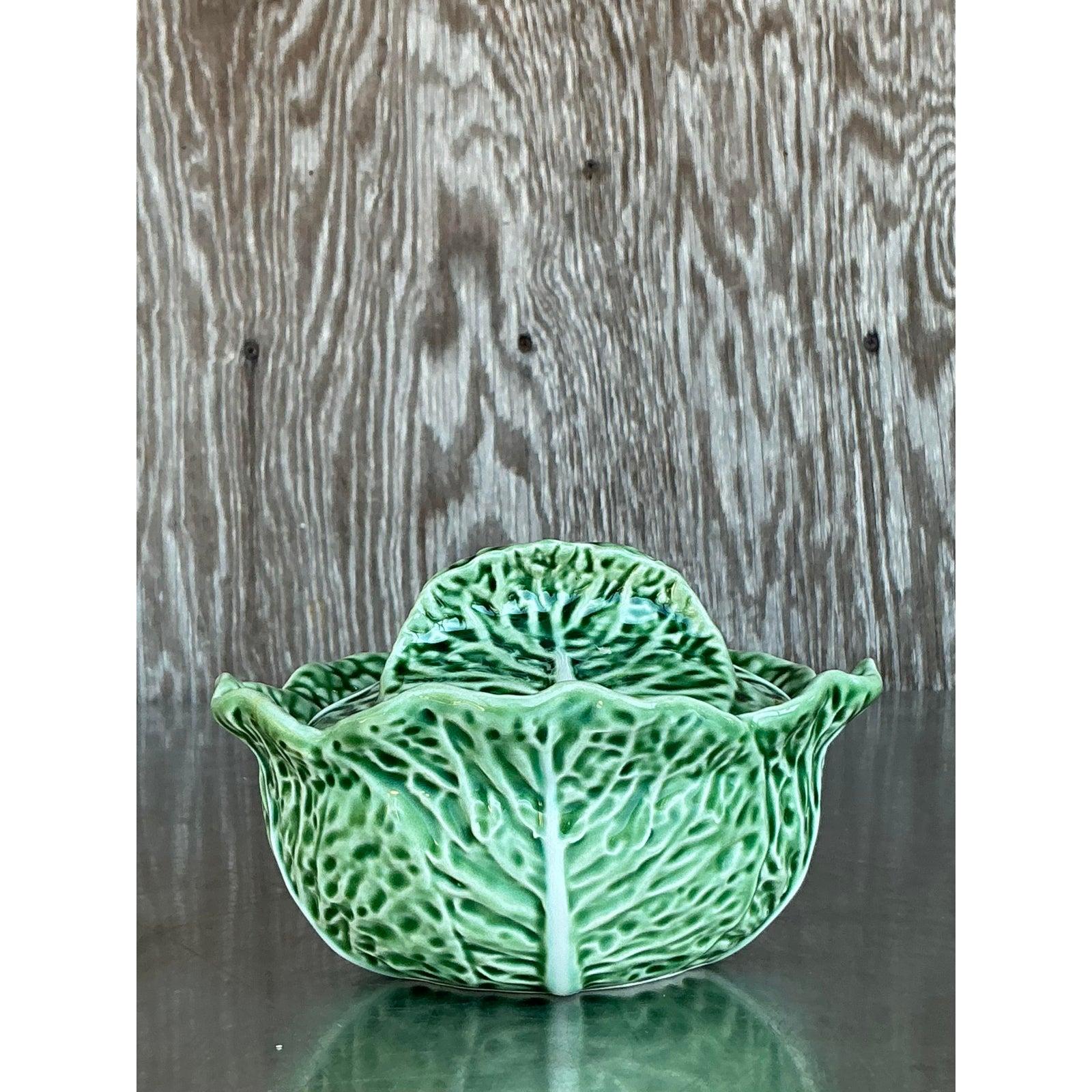 Céramique Bol à couvercle à chou en céramique émaillée Pinheiro Bordallo Boho en vente