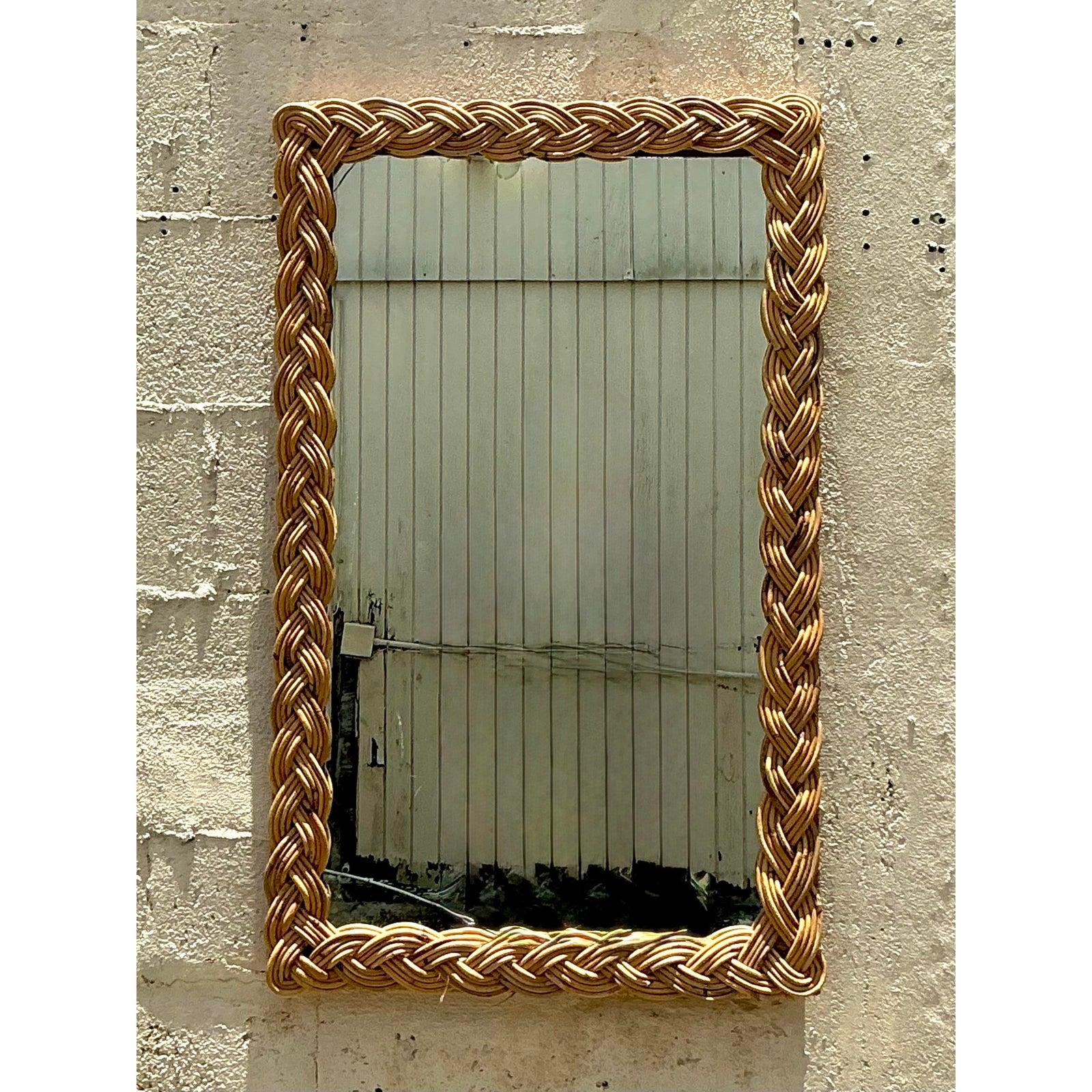 Rattan Specchio vintage in rattan intrecciato Boho in vendita