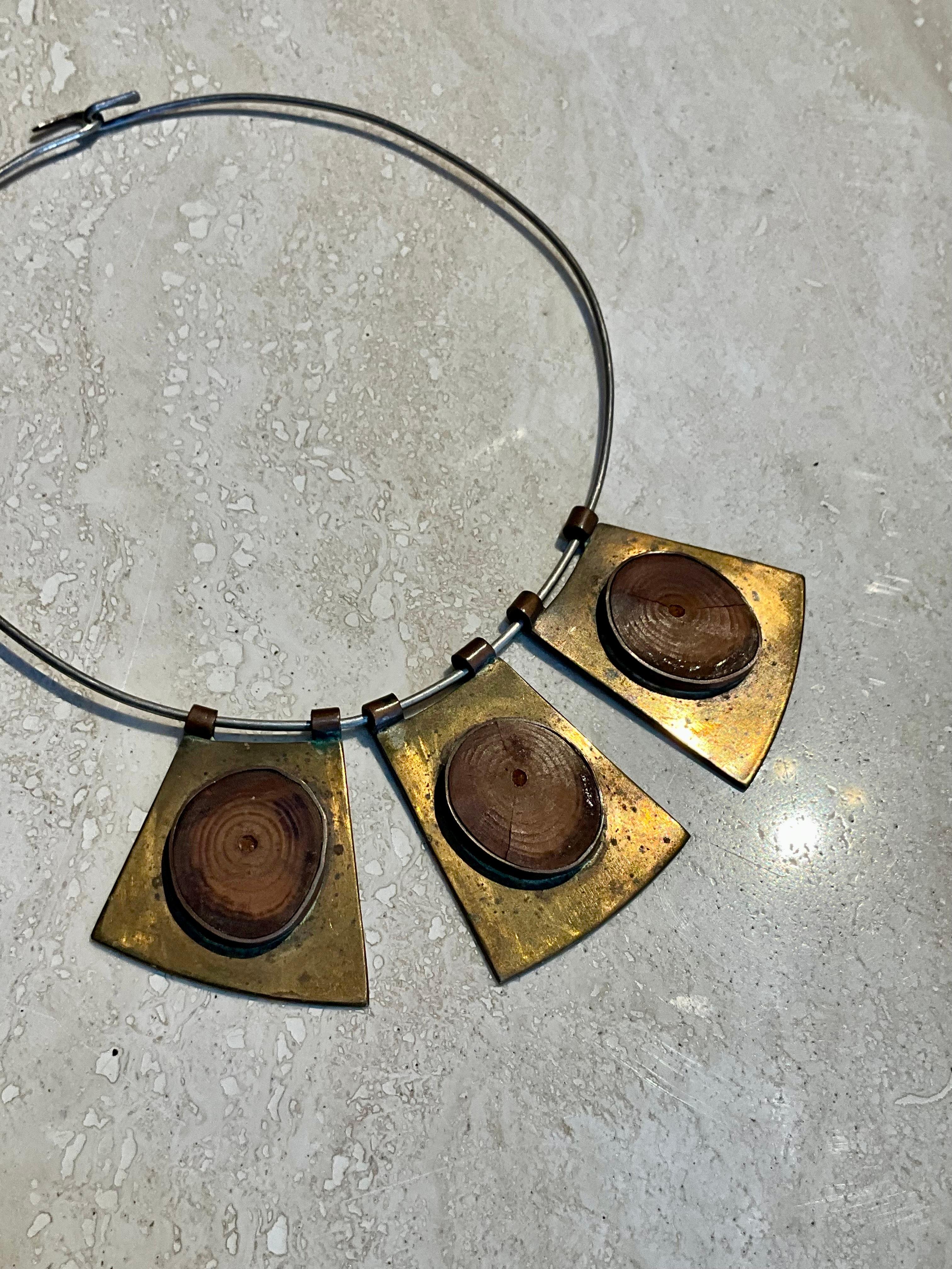 Vintage Boho Brass & Wood Bib Necklace For Sale 2