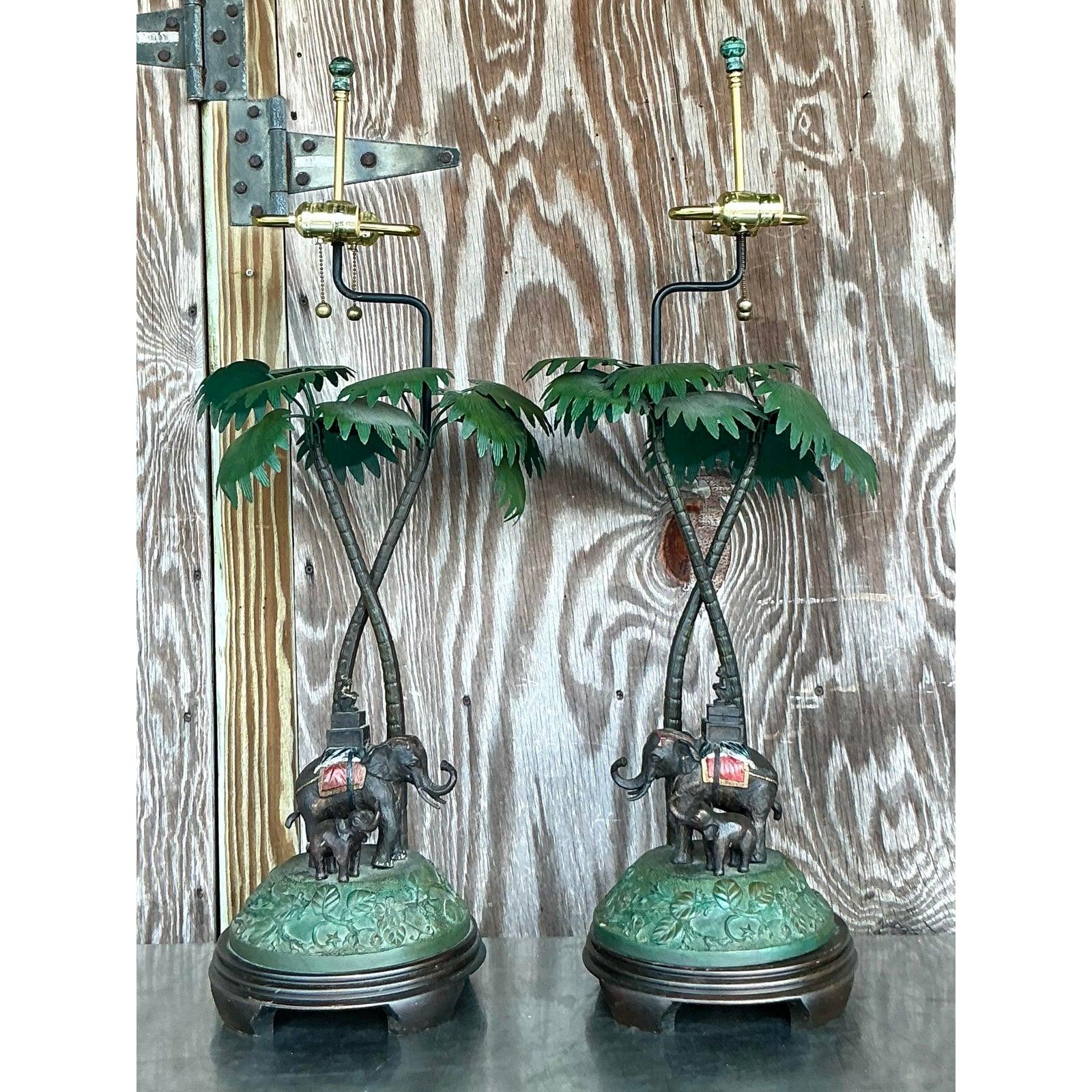 Paire de lampes éléphants boho vintage en bronze en vente 1