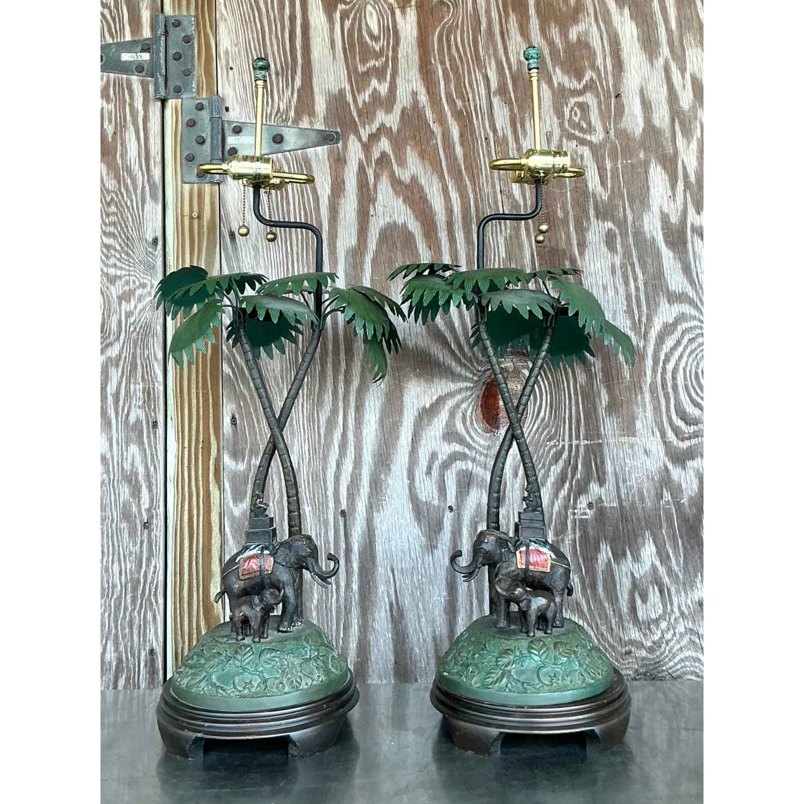 Paire de lampes éléphants boho vintage en bronze en vente 3