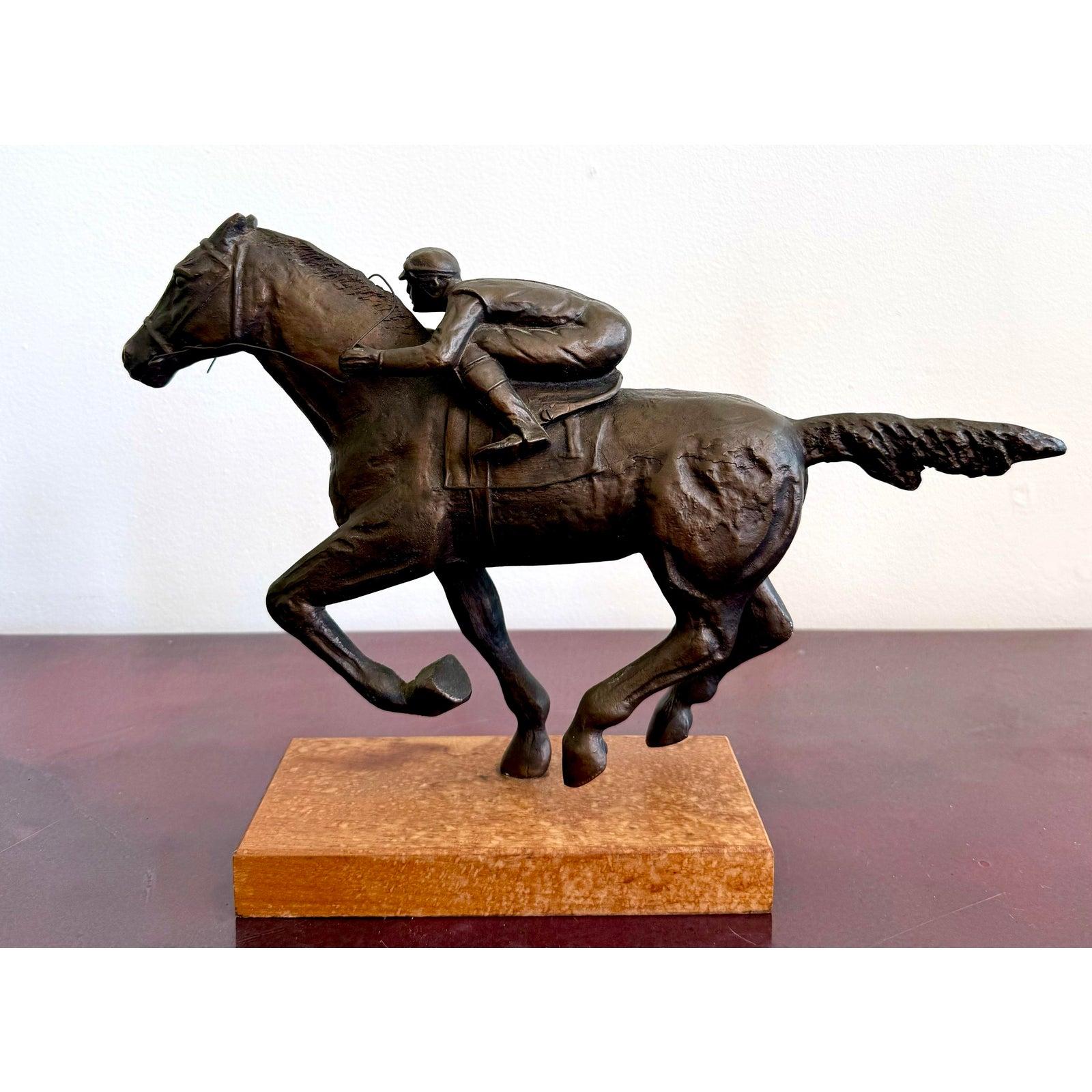 Scultura a cavallo in bronzo Vintage By In condizioni buone in vendita a West Palm Beach, FL