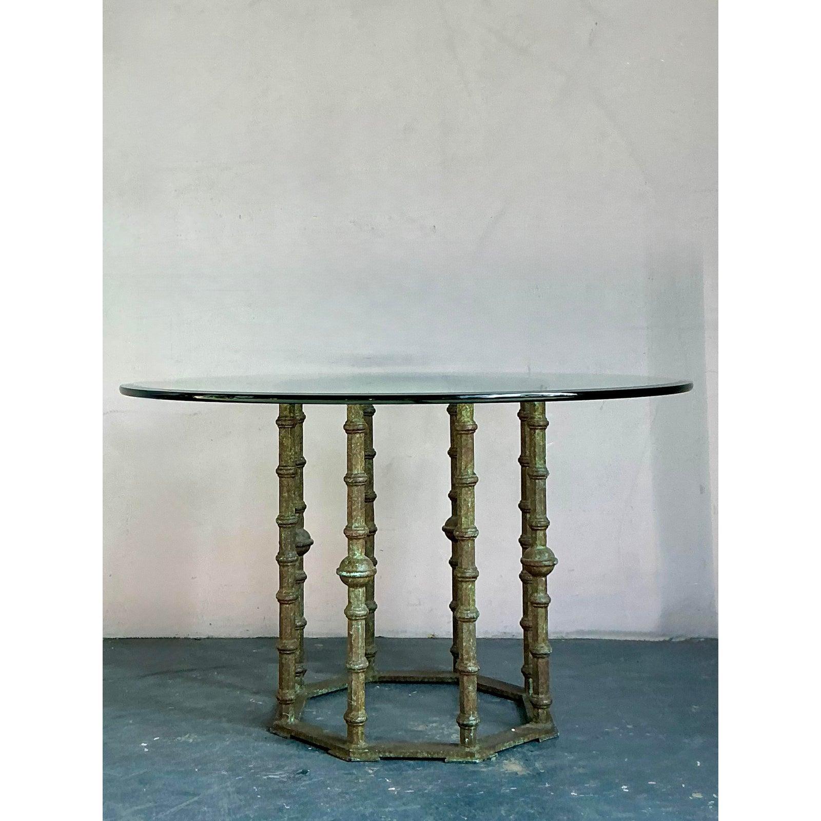 Table de salle à manger à piédestal Vintage Boho Bronze en vente 5