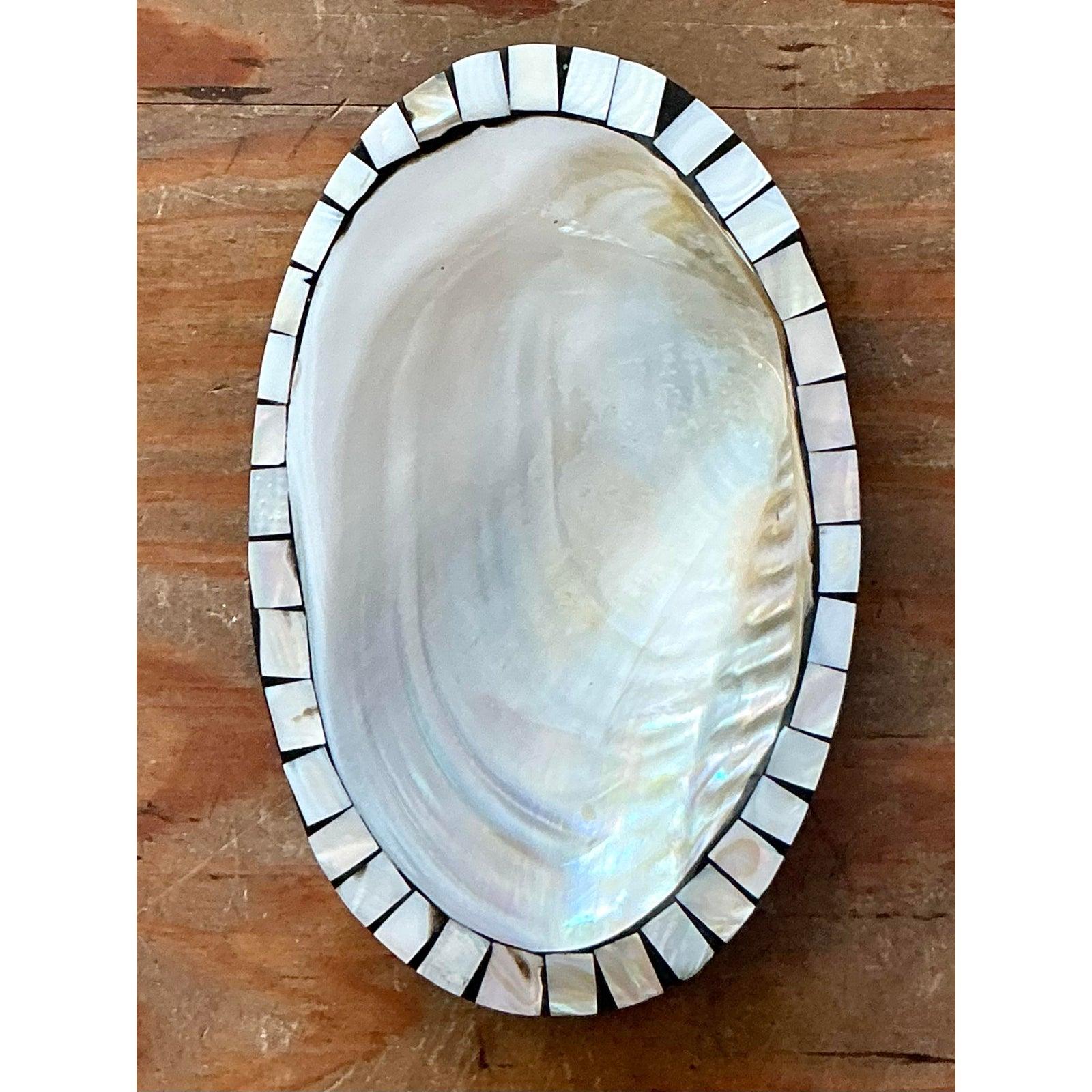 XX secolo Ciotola con conchiglia Capiz Boho d'epoca in vendita