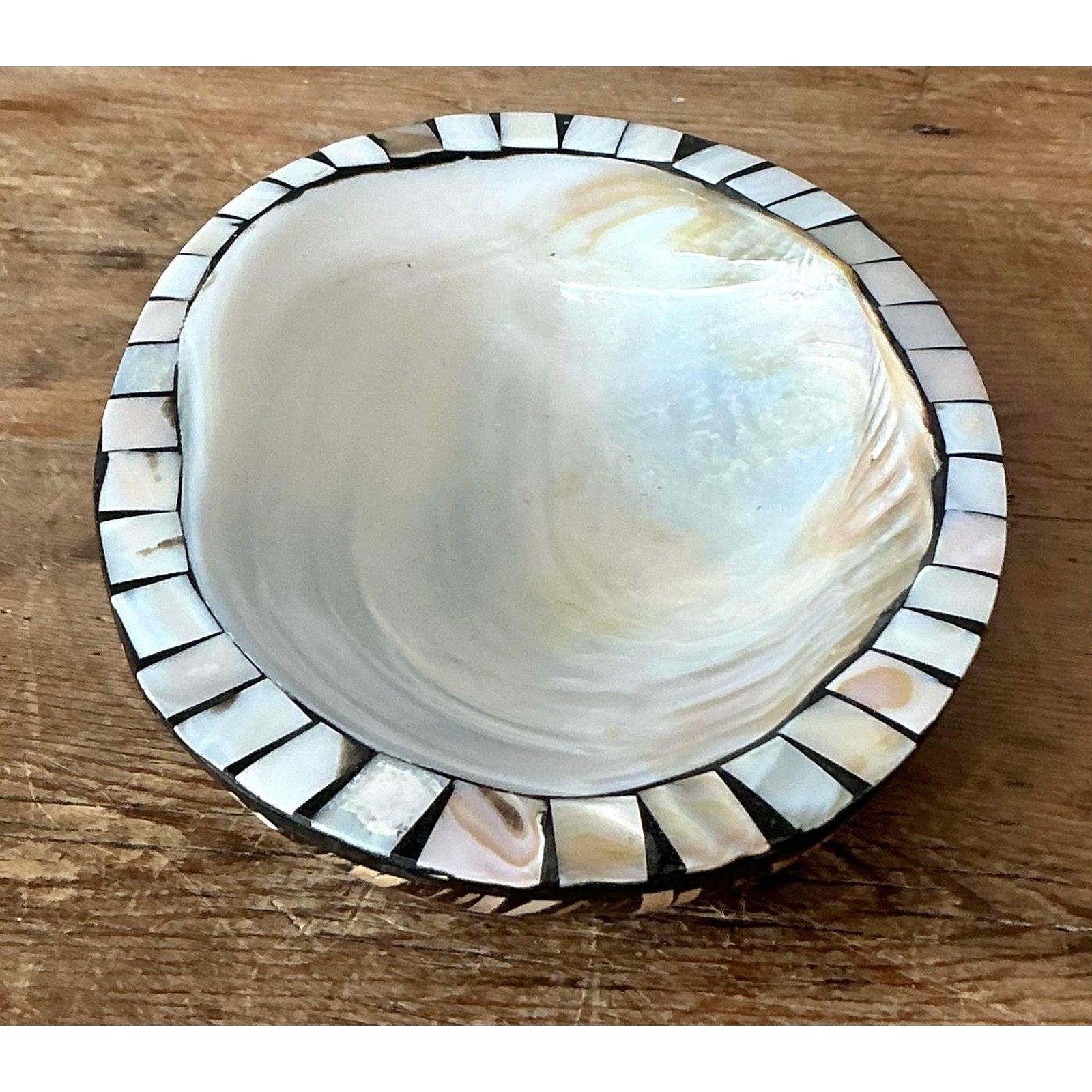 Conchiglia Ciotola con conchiglia Capiz Boho d'epoca in vendita