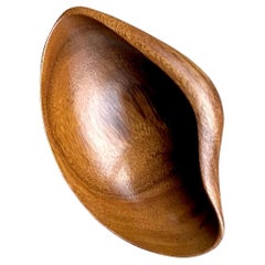 Vintage Boho Carved Clam Shell Bowl