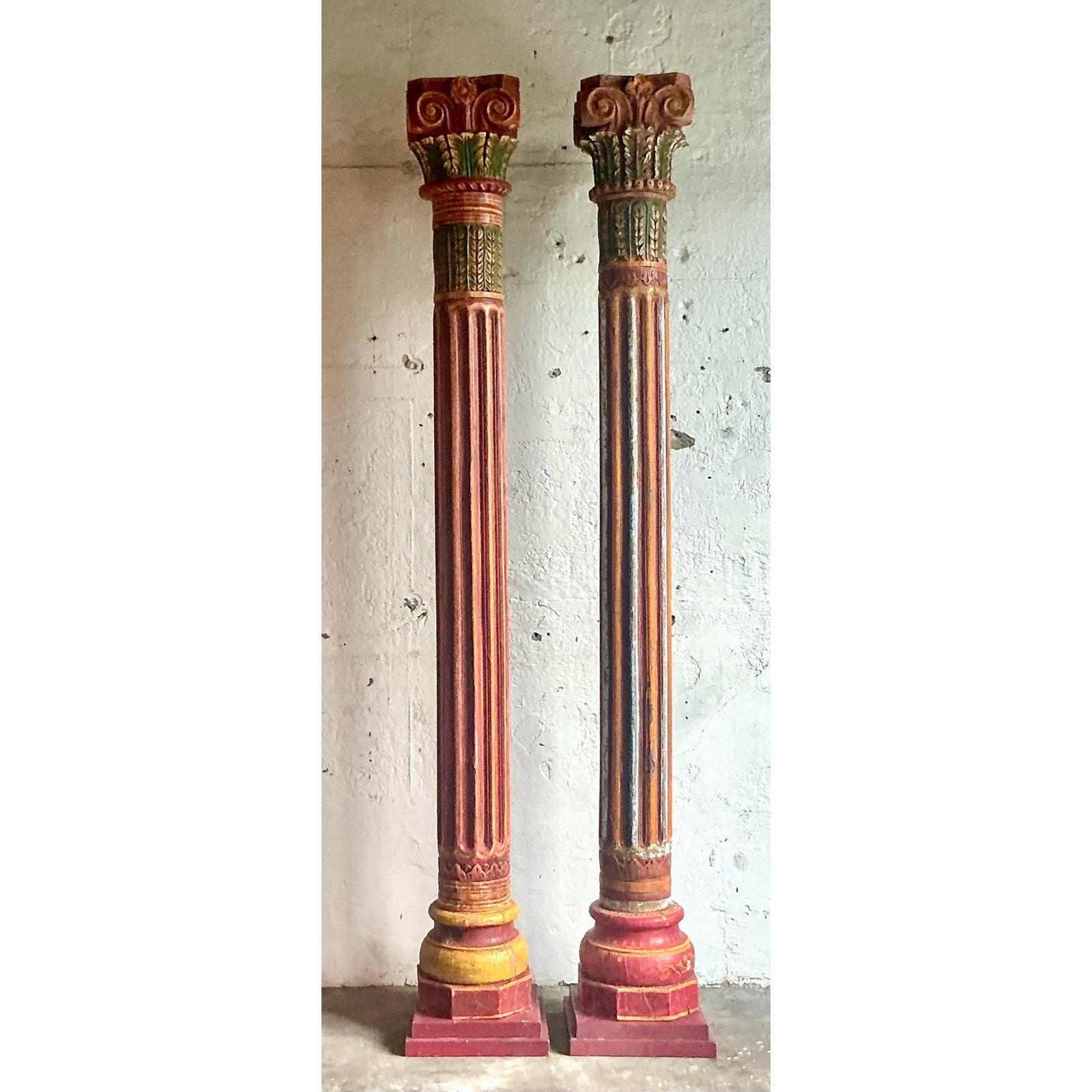 Vintage Boho geschnitzt korinthischen Säulen - ein Satz von 2 im Angebot 2