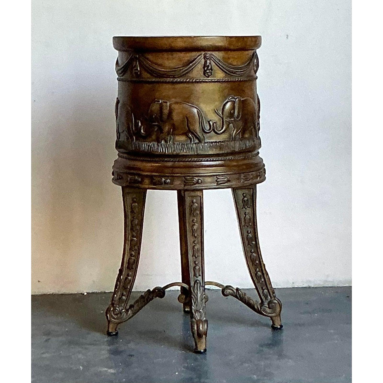 Néoclassique Support à plantes vintage pour éléphant sculpté Boho en vente