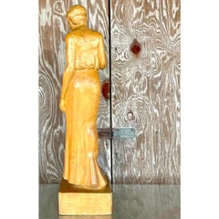 Scultura di donna intagliata in stile boho vintage