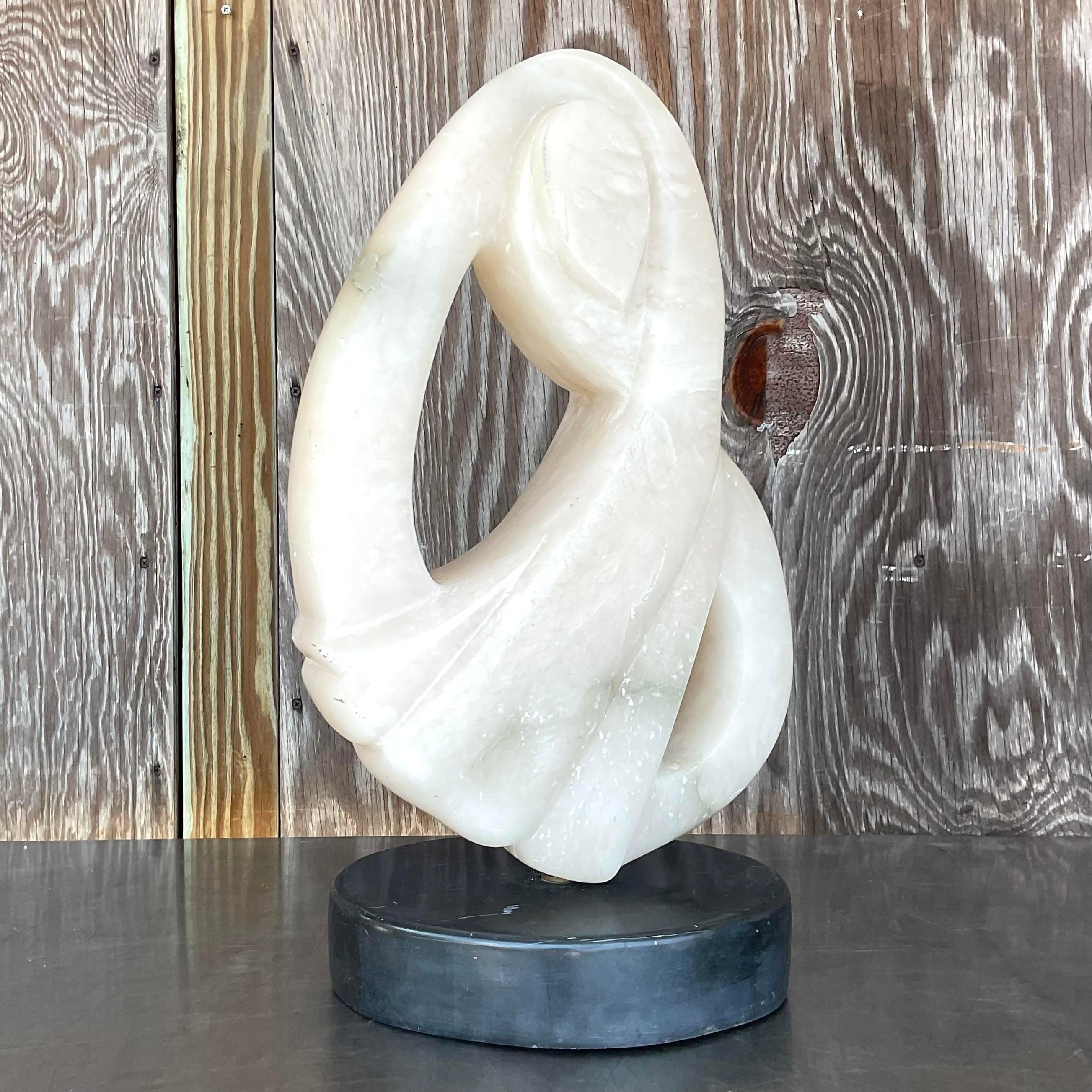 Scultura astratta in pietra intagliata vintage di Boho in vendita 1