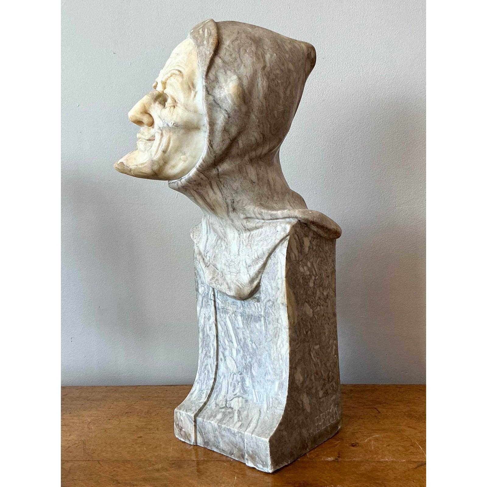 Gotico Scultura Mephisto vintage in pietra intagliata in stile boemo in vendita