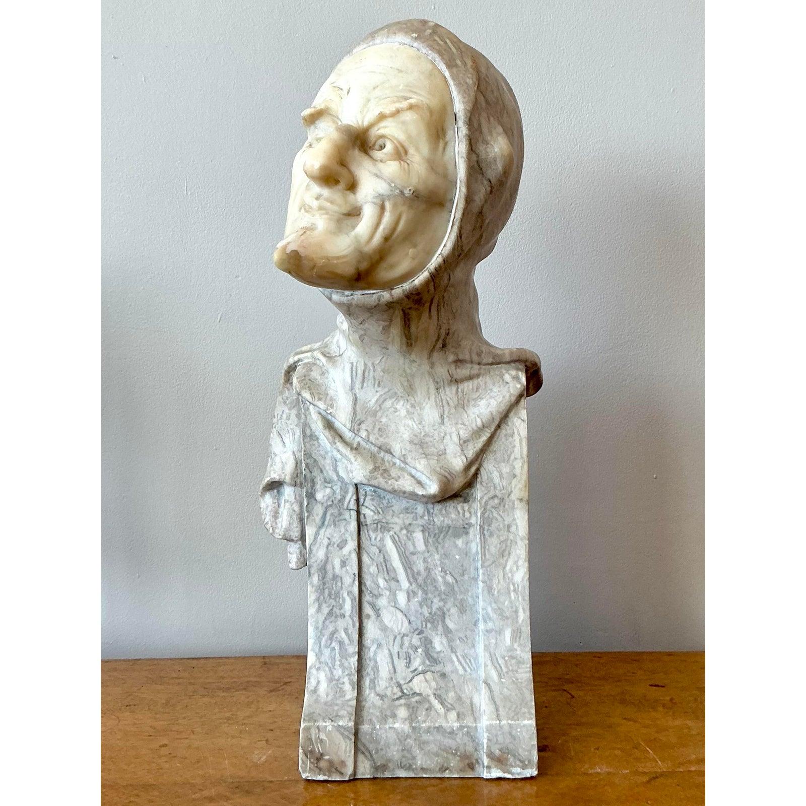 XX secolo Scultura Mephisto vintage in pietra intagliata in stile boemo in vendita