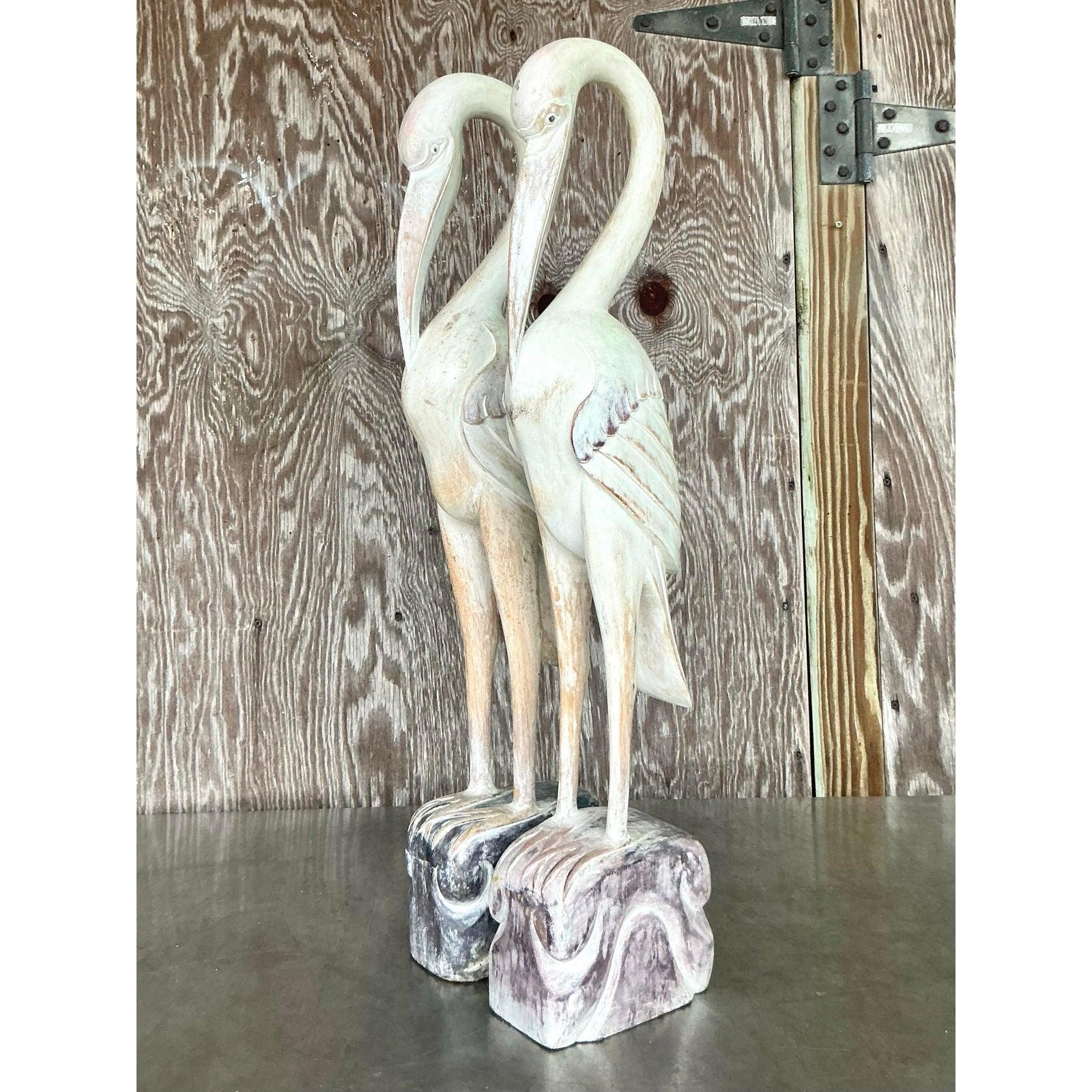 XX secolo Statue di gru in legno intagliato vintage Boho - una coppia in vendita