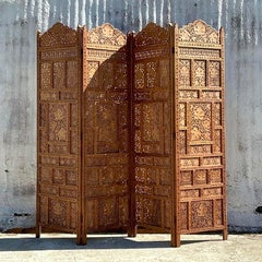 Paravent vintage en bois sculpté Boho