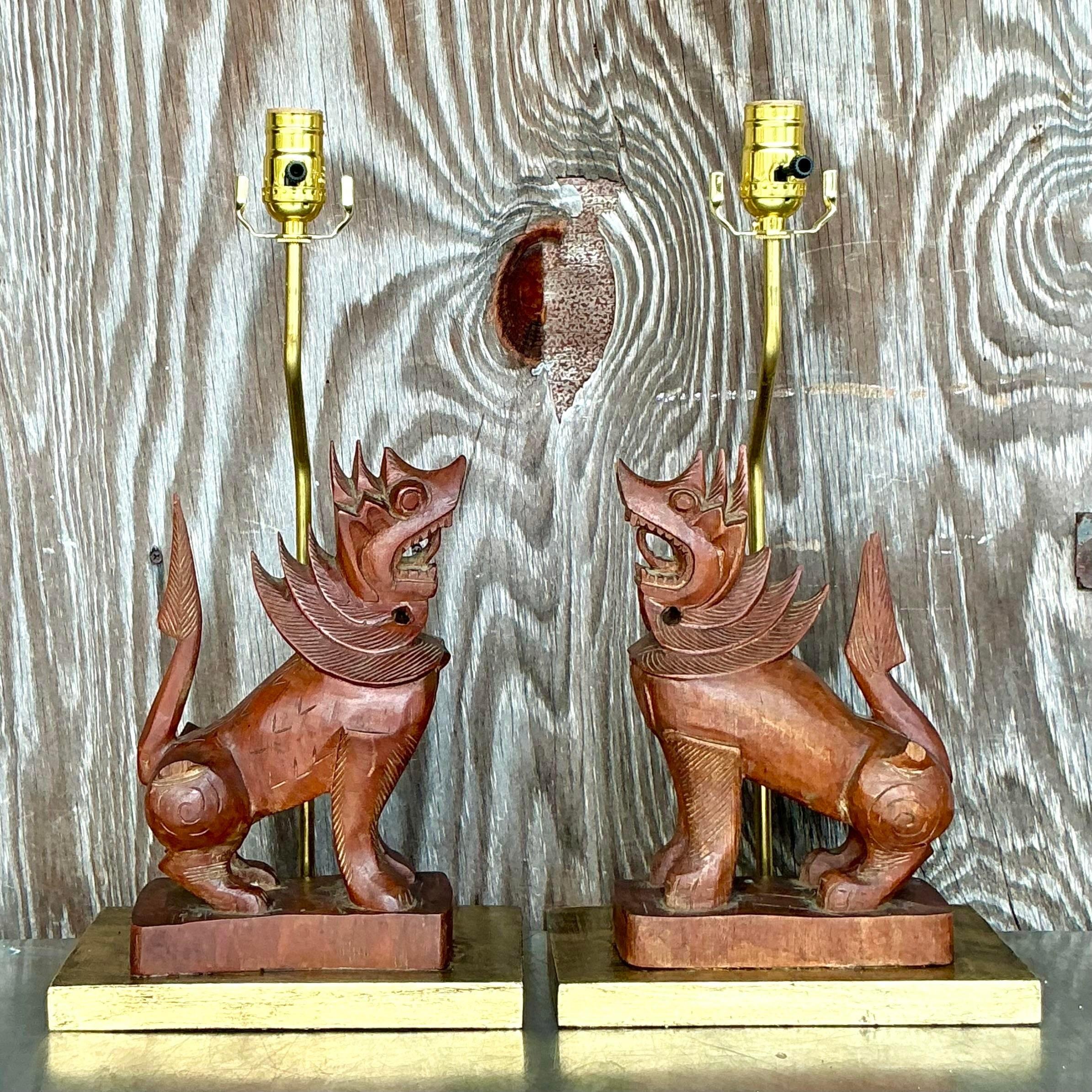 Lampade leonine in legno intagliato Boho vintage - una coppia in vendita 1