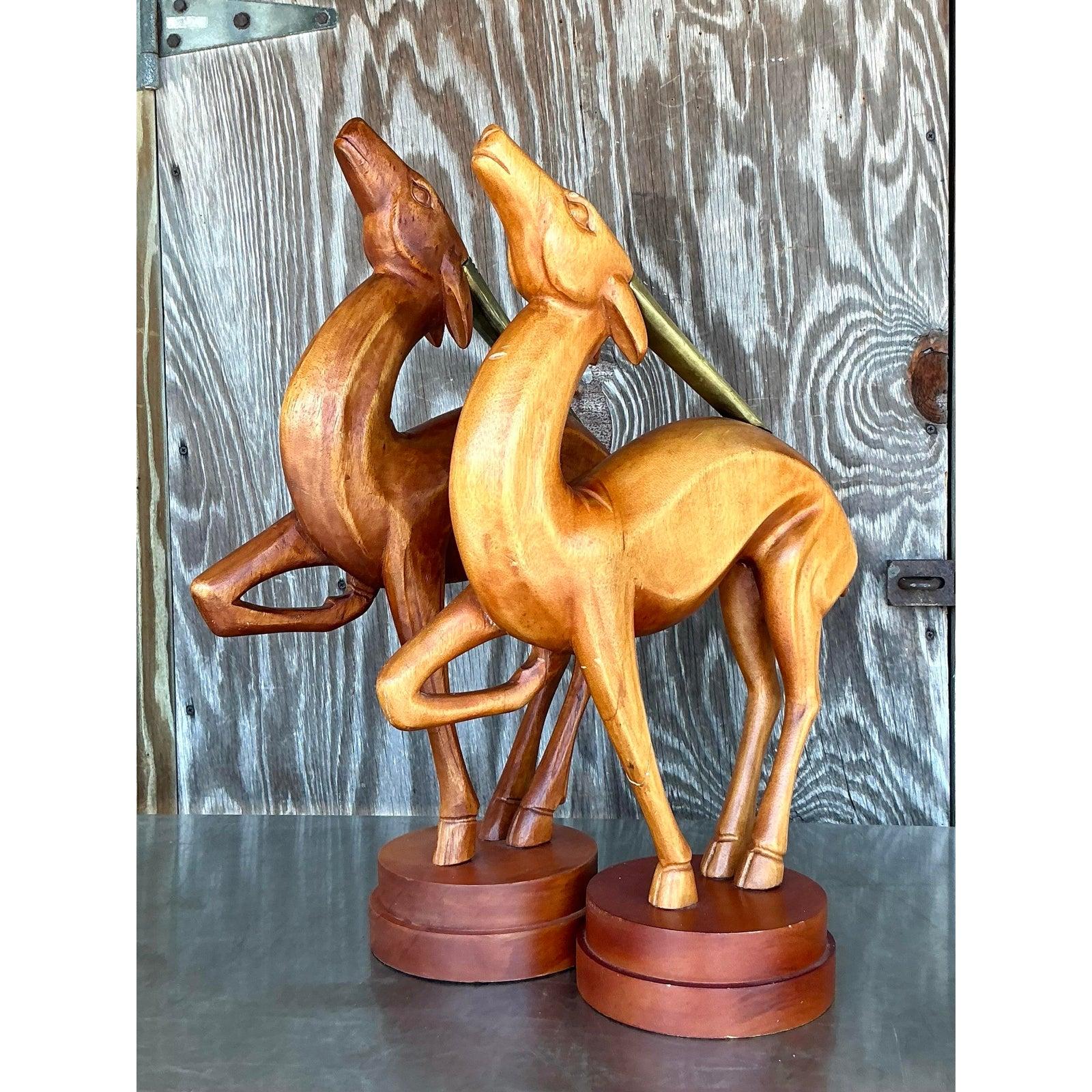 Gazzella vintage in legno intagliato in stile Boho - Una coppia In condizioni buone in vendita a West Palm Beach, FL