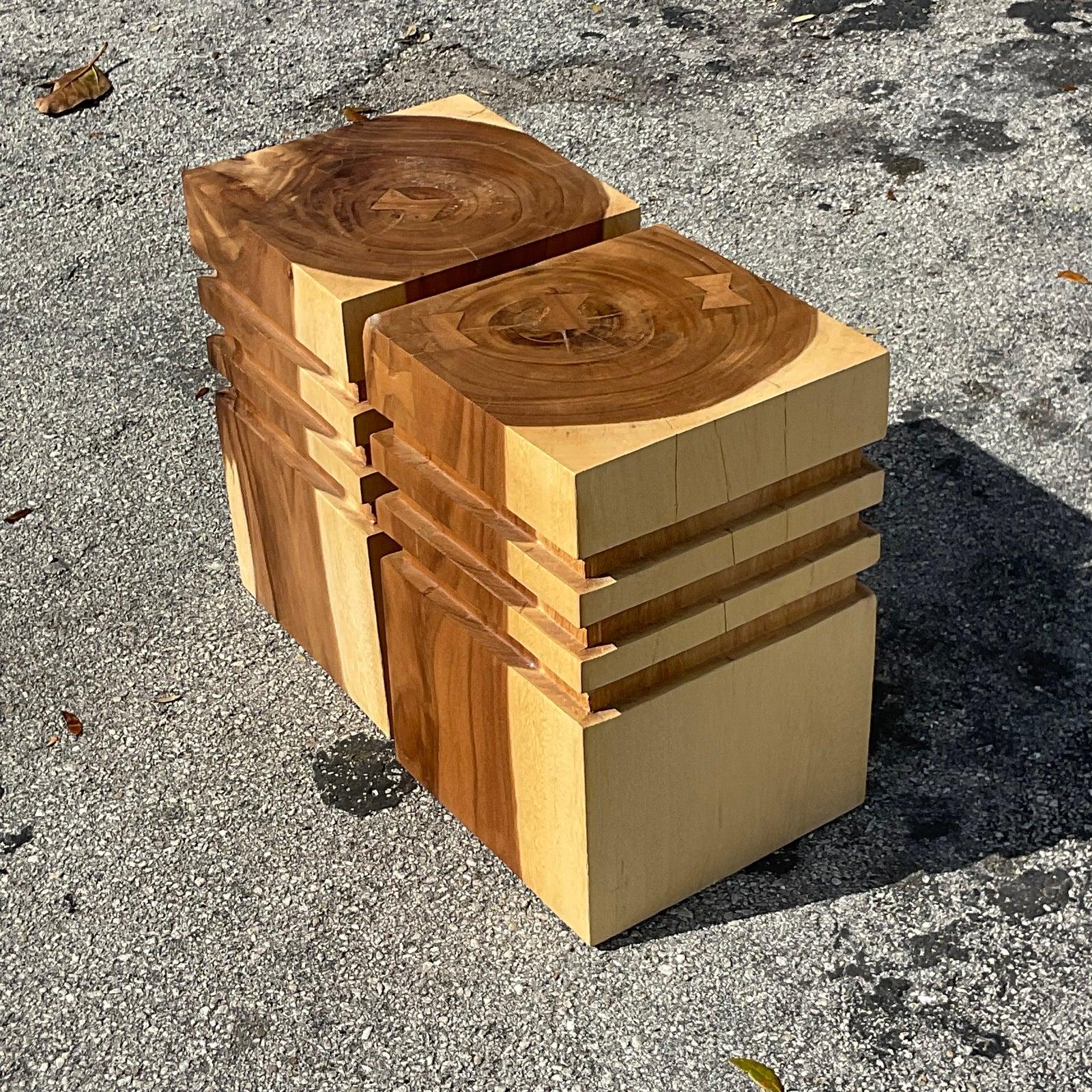 Thaïlandais Tabourets bas vintage en bois sculpté Boho - une paire en vente