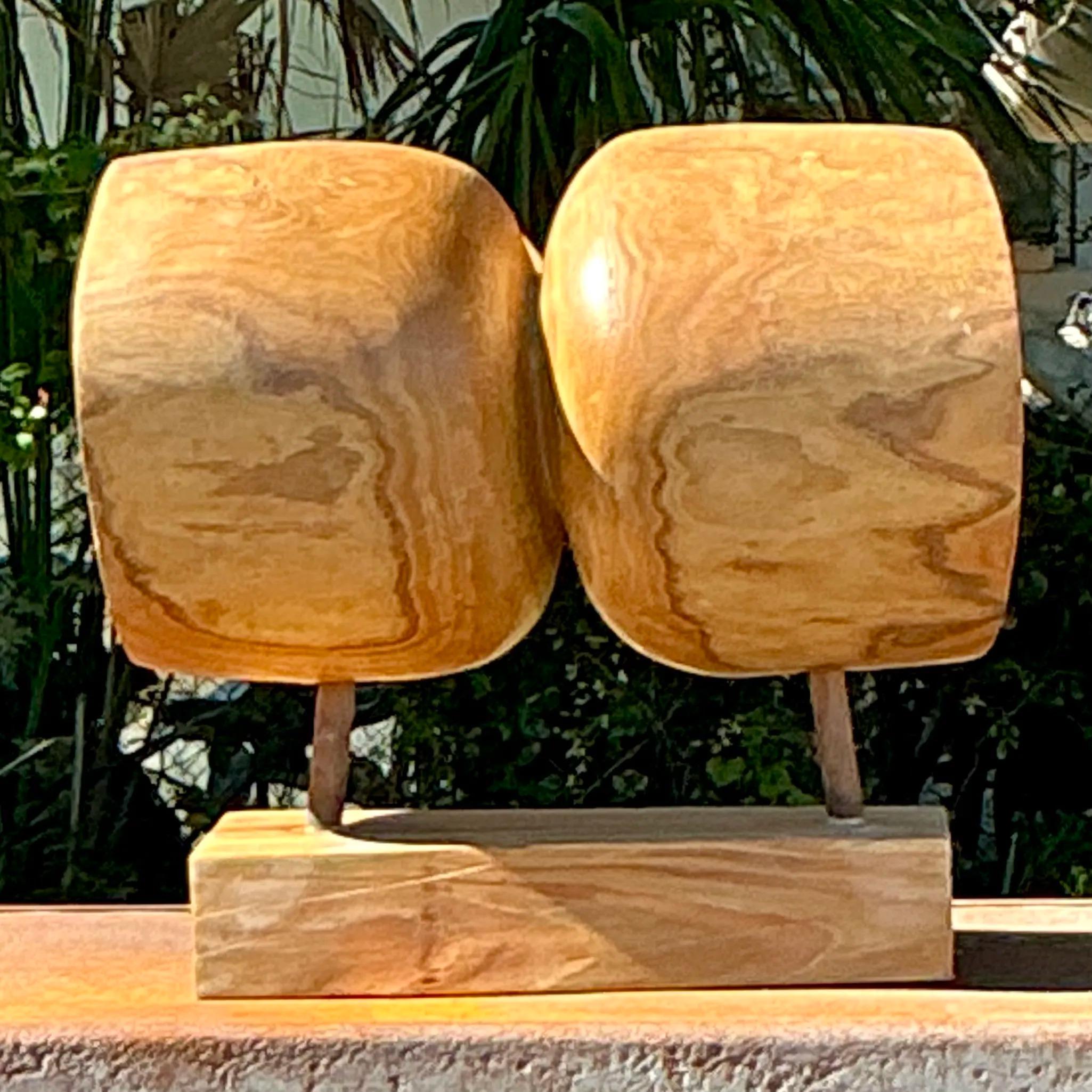 Scultura astratta in legno a Z intagliata in stile bohémien vintage in vendita 1