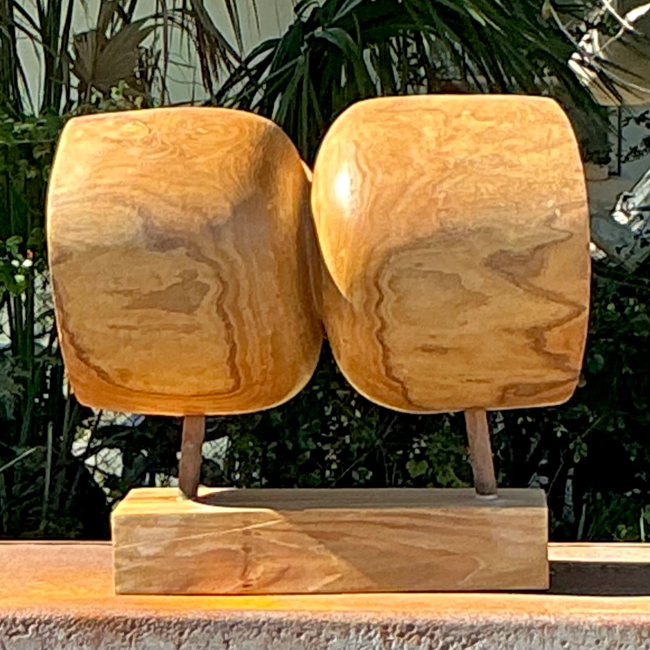 Scultura astratta in legno a Z intagliata in stile bohémien vintage in vendita 2