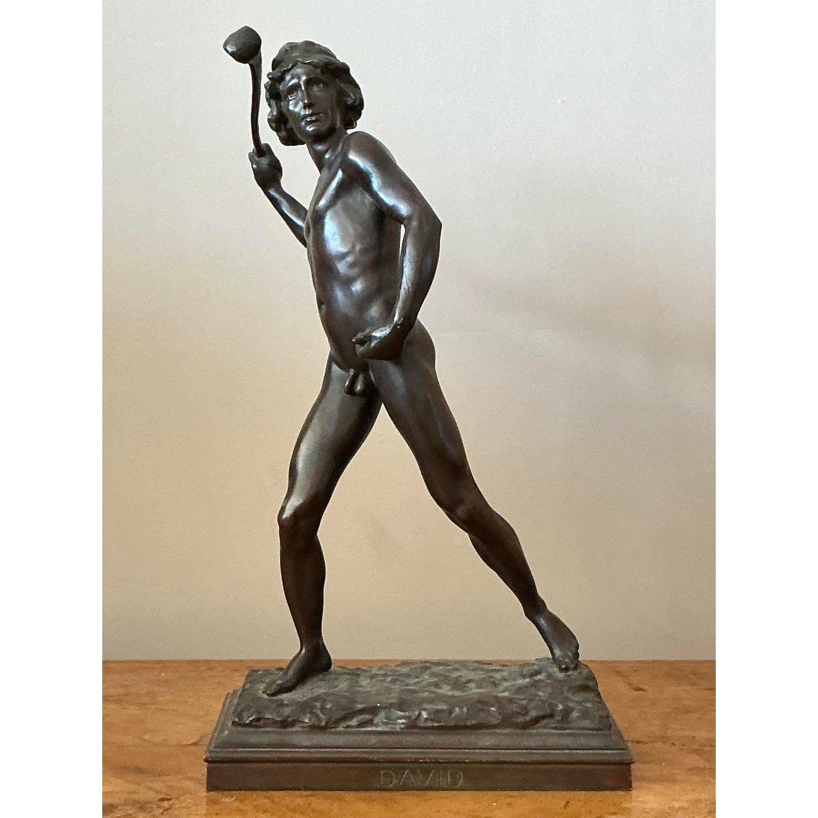 Figura di David in bronzo fuso in stile bohémien d'epoca In condizioni buone in vendita a West Palm Beach, FL