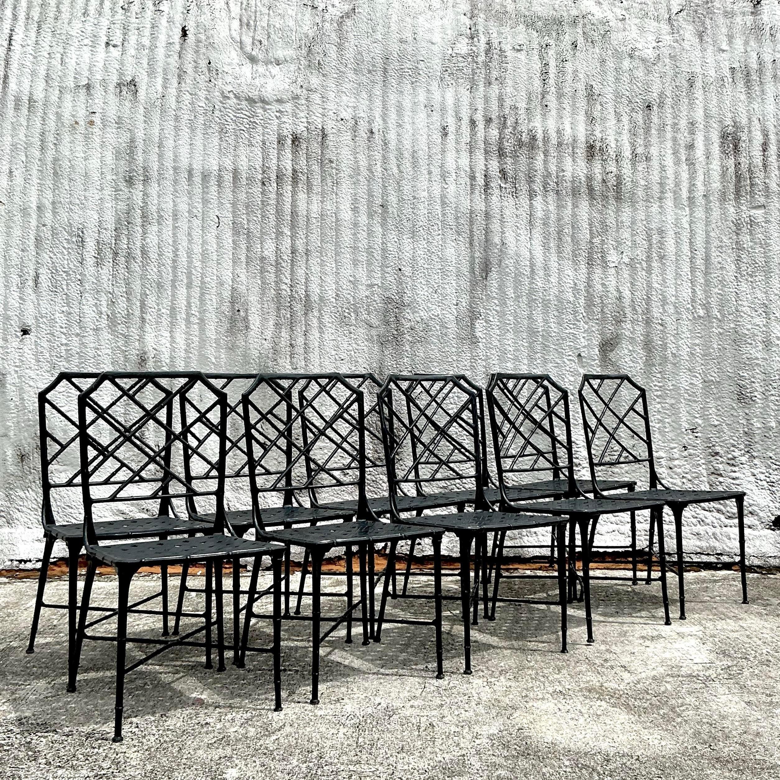 Americano Sedie da pranzo cinesi Chippendale in fusione d'epoca dopo Brown Jordan - Set di 10 pezzi in vendita