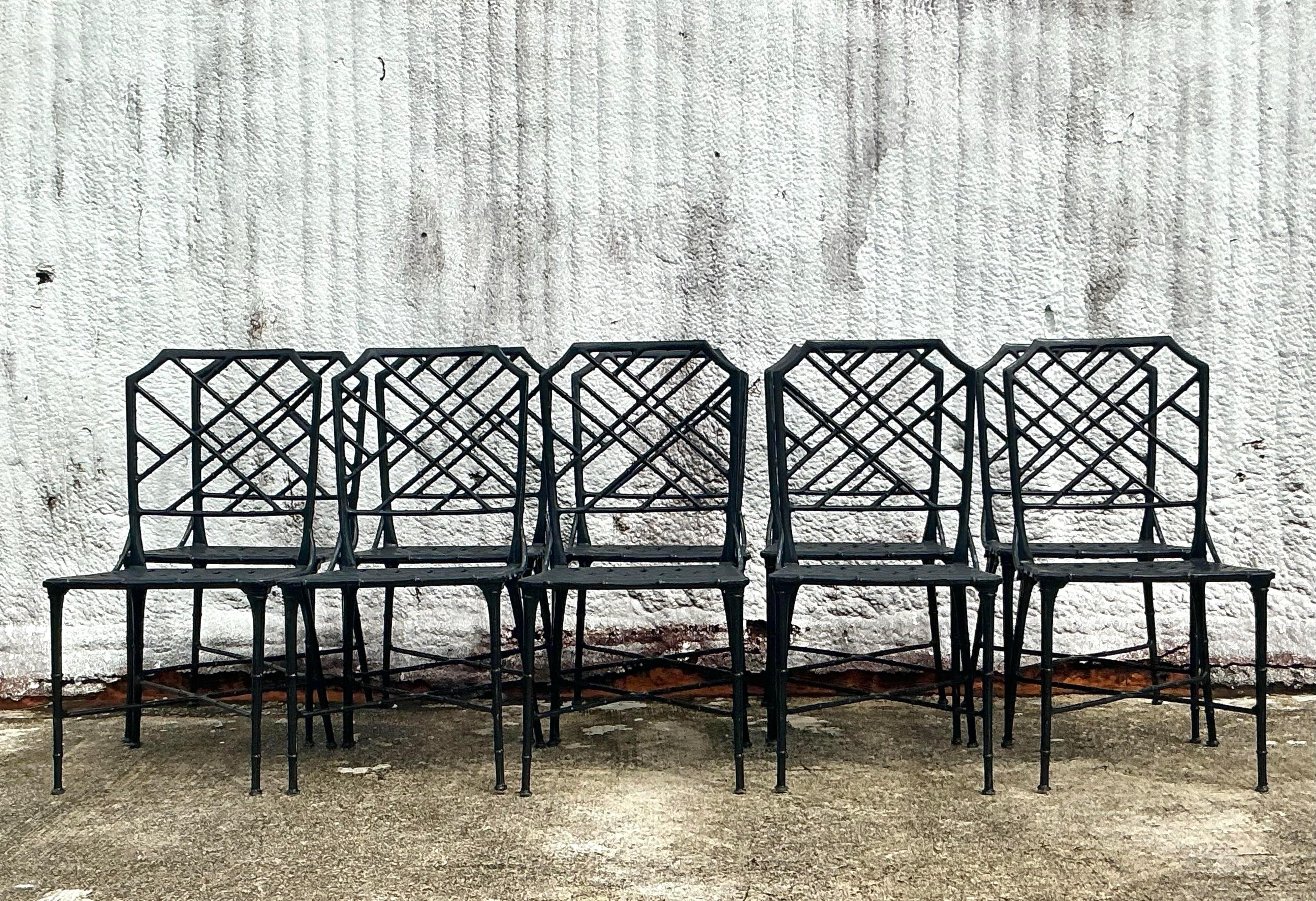 Sedie da pranzo cinesi Chippendale in fusione d'epoca dopo Brown Jordan - Set di 10 pezzi in vendita 2