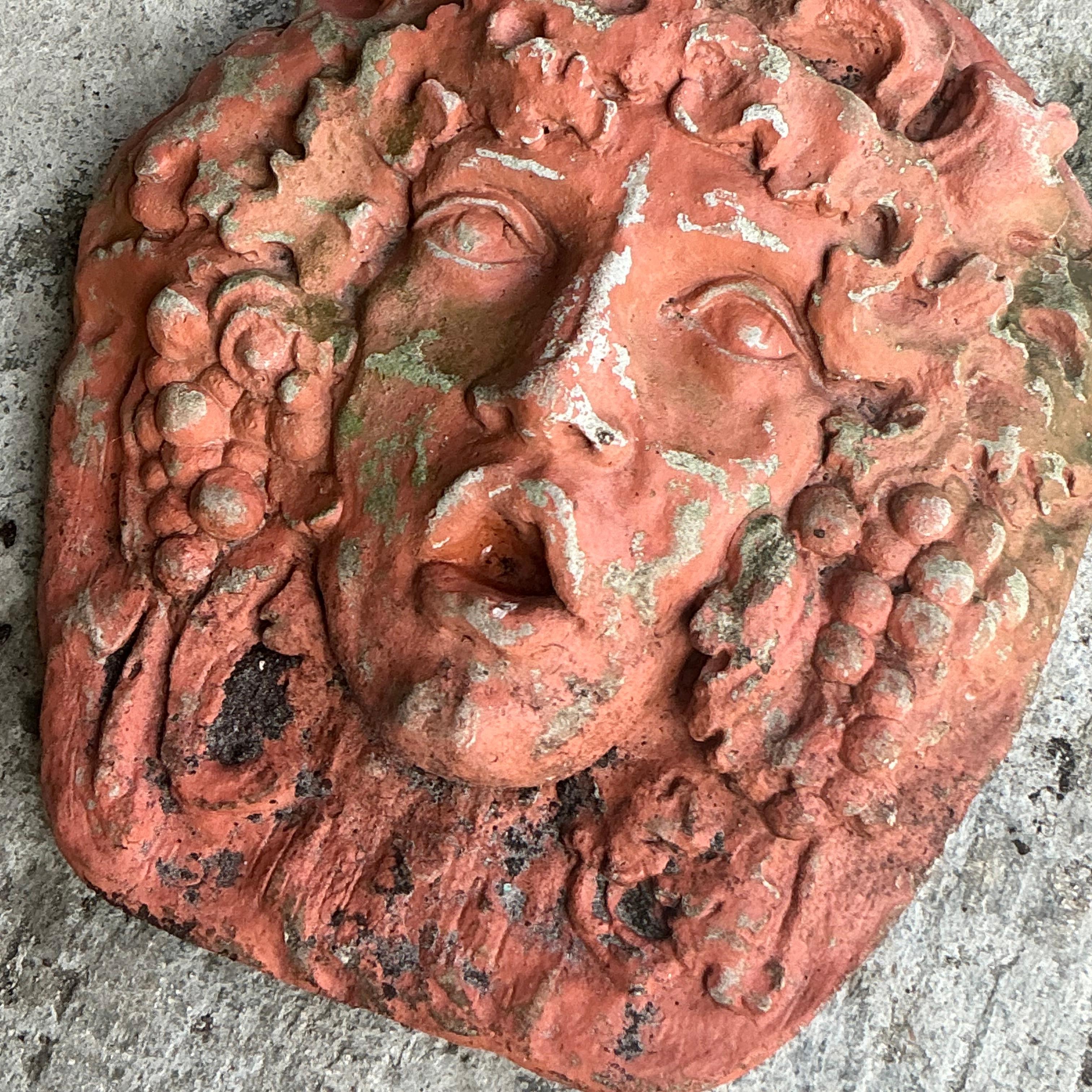 Americano Scultura da parete in cemento fuso vintage Boho Goddess in vendita