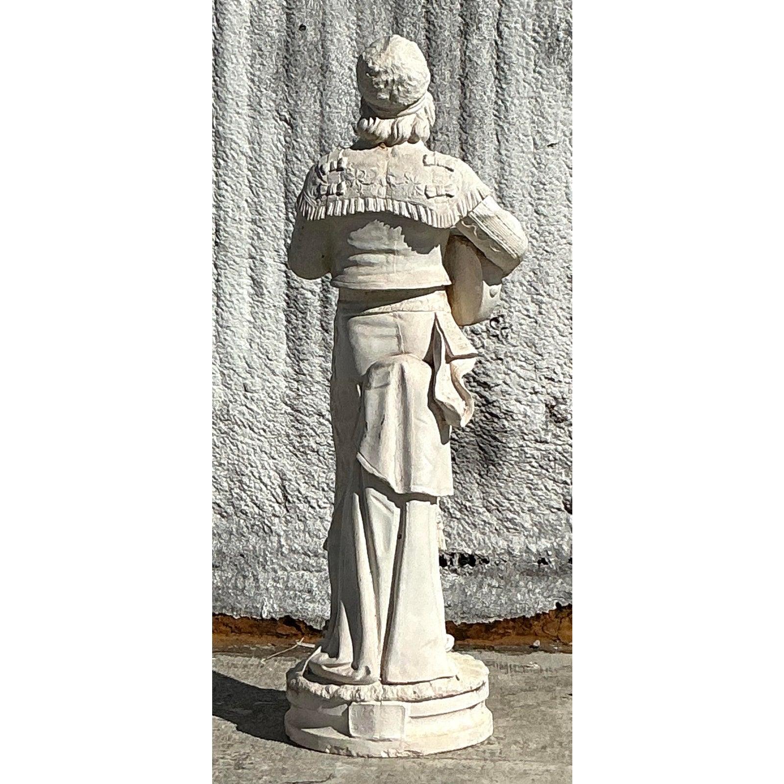 Statua bohémien in cemento armato di chitarrista vintage in vendita 3
