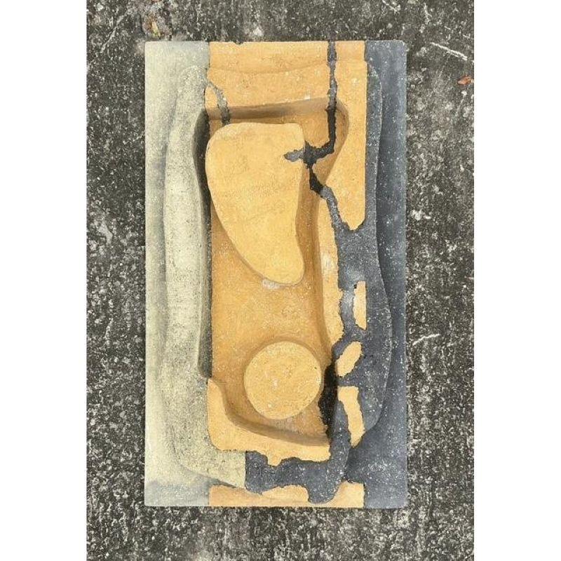 Mid-Century moderno Scultura da parete in cemento fuso Vintage By in vendita