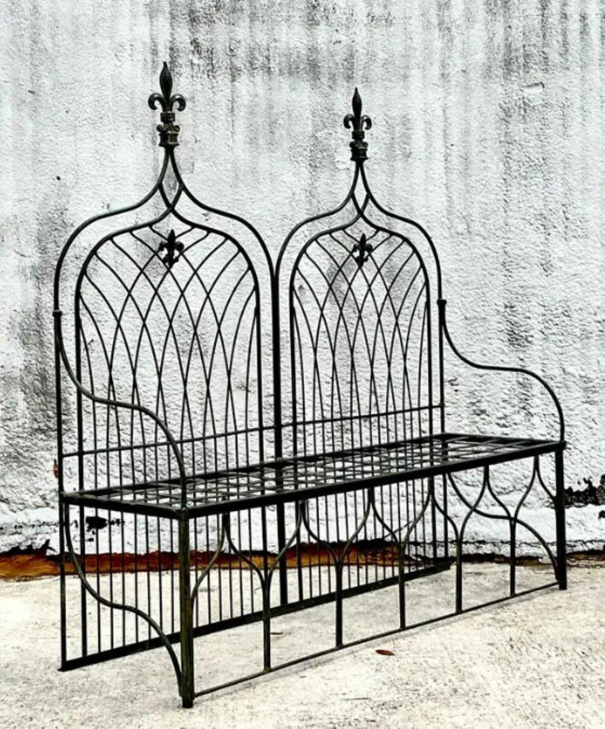 Banco Vintage Boho Catedral de Hierro Forjado Gótico en venta
