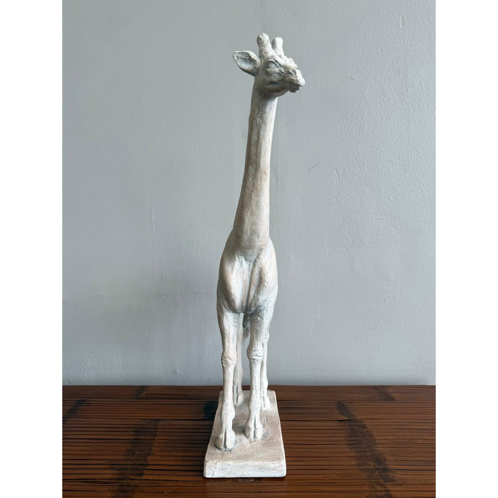 Scultura di giraffa in ceramica Vintage By In condizioni buone in vendita a West Palm Beach, FL