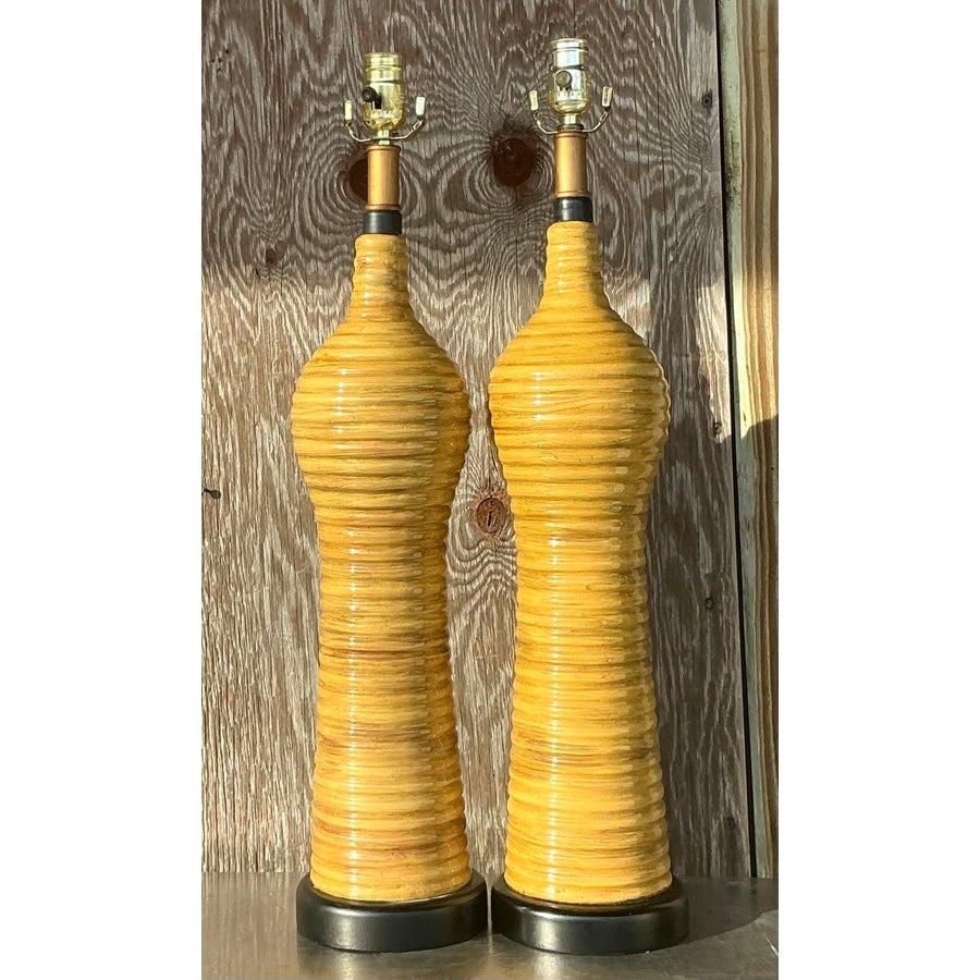Céramique Paire de lampes en rotin empilées en céramique Boho Vintage en vente