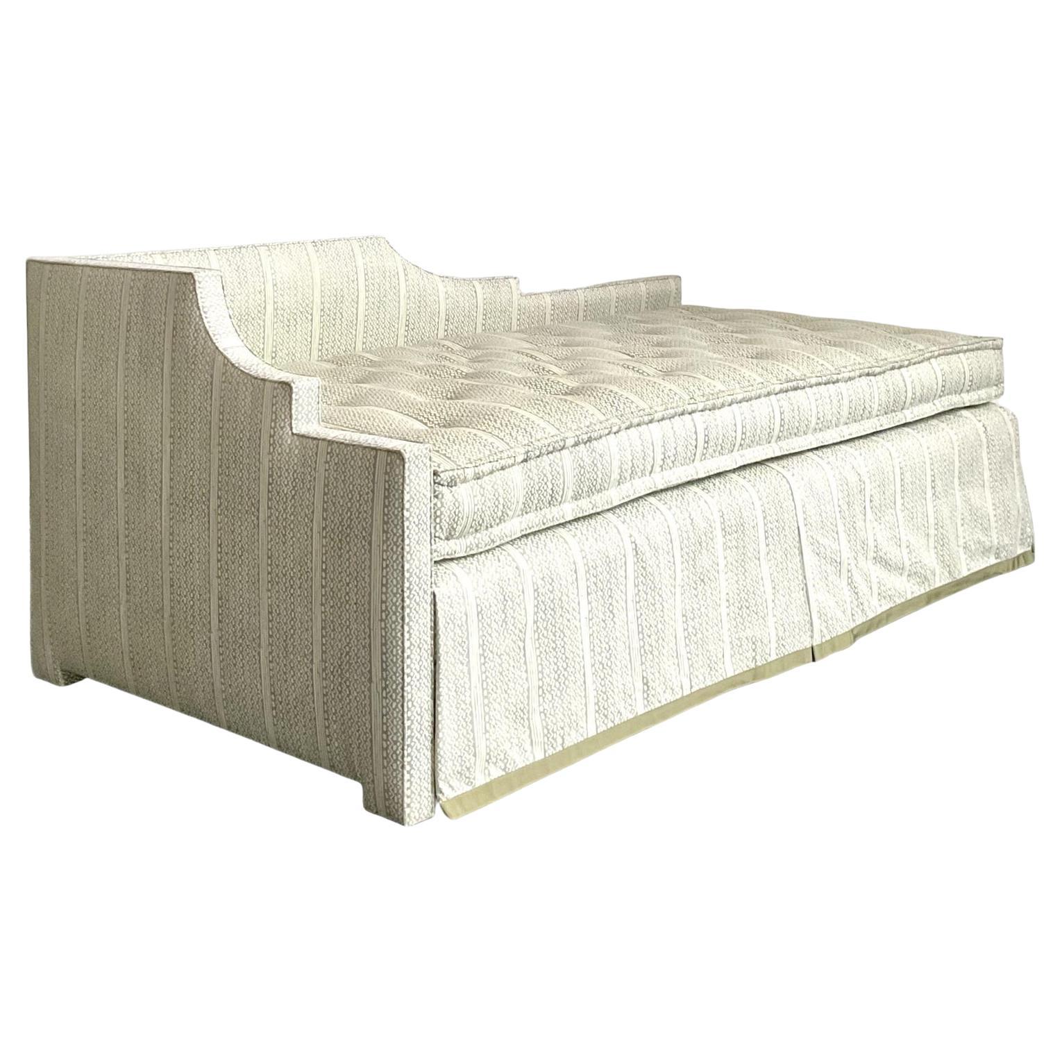 Vintage Boho Charles Beckley Daybed in Peter Fasano “Angelina” For Sale