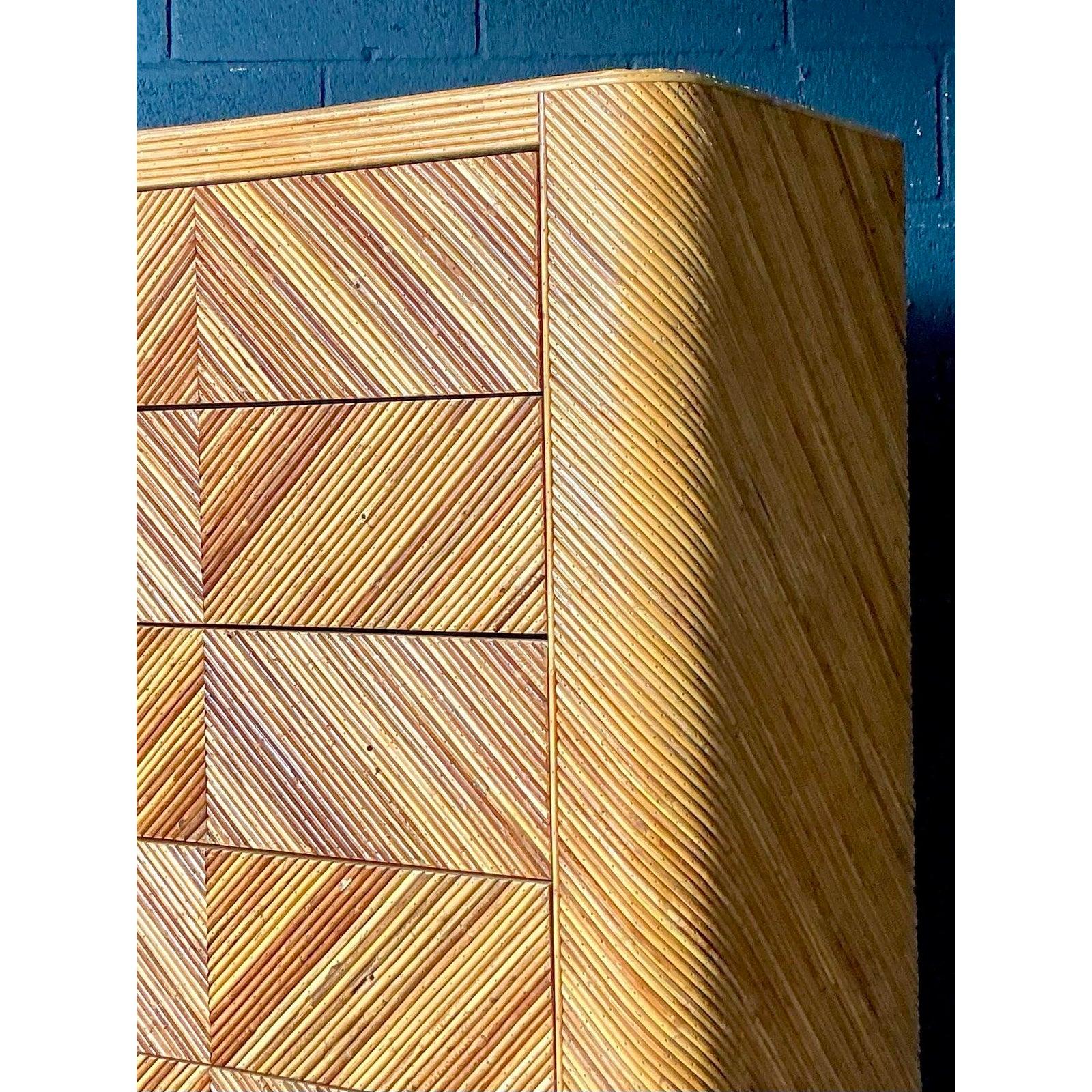 Cassettiera con matita Chevron Vintage By In condizioni buone in vendita a West Palm Beach, FL