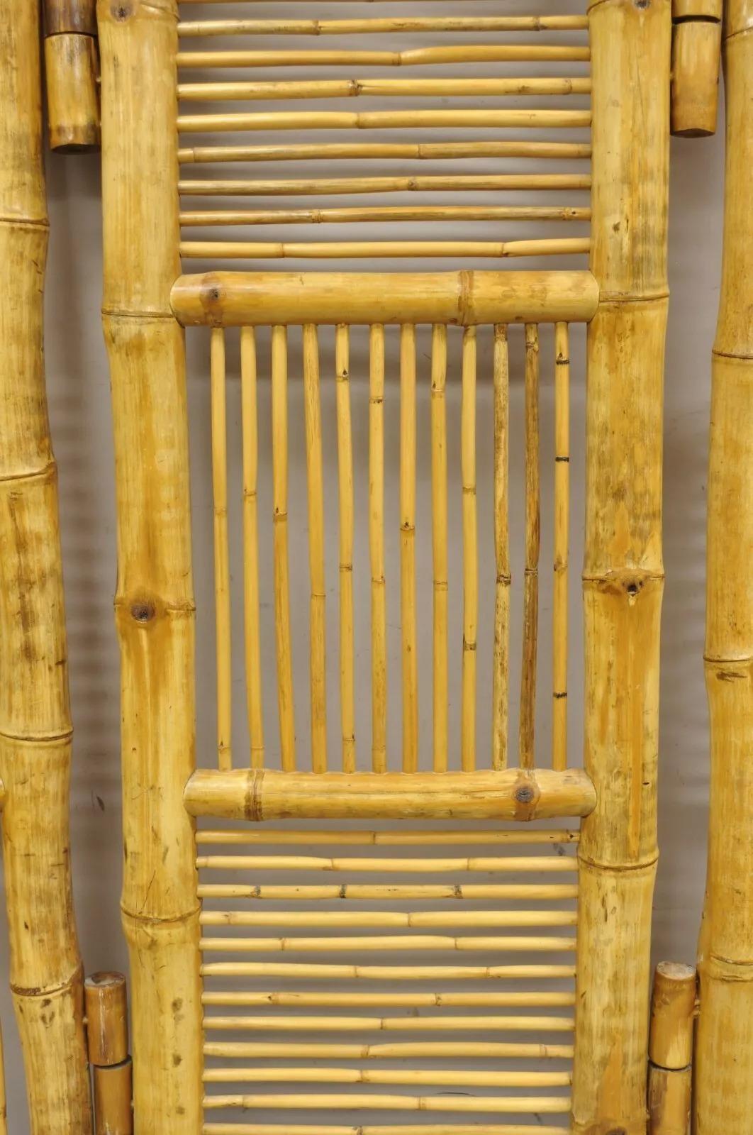 Vintage Boho Chic Bamboo Wood 3 Section Tiki Rattan Room Divider Screen In Good Condition In Philadelphia, PA