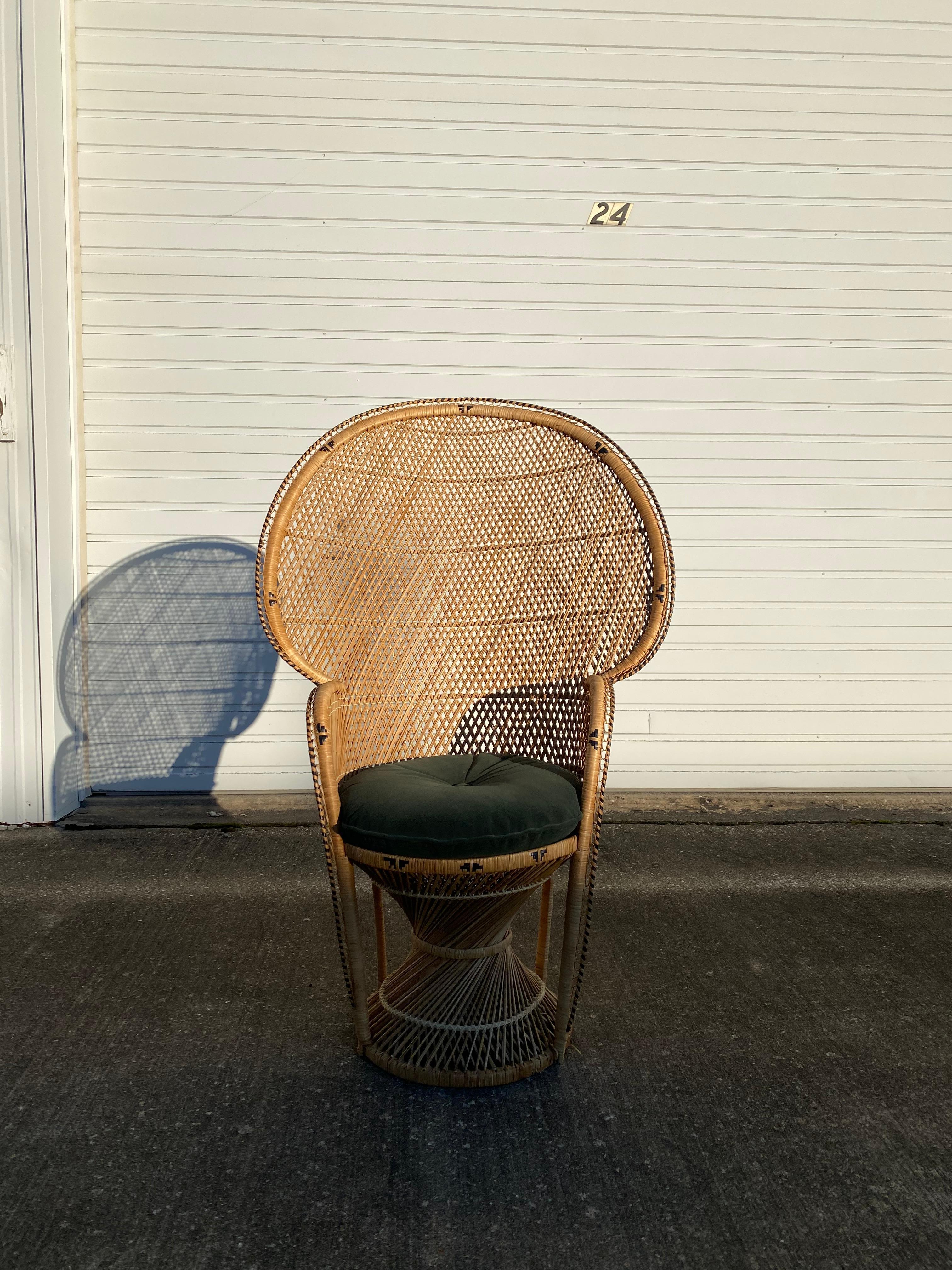 American Vintage Boho Chic Beige & Black Wicker Peacock Chair with New Cushion