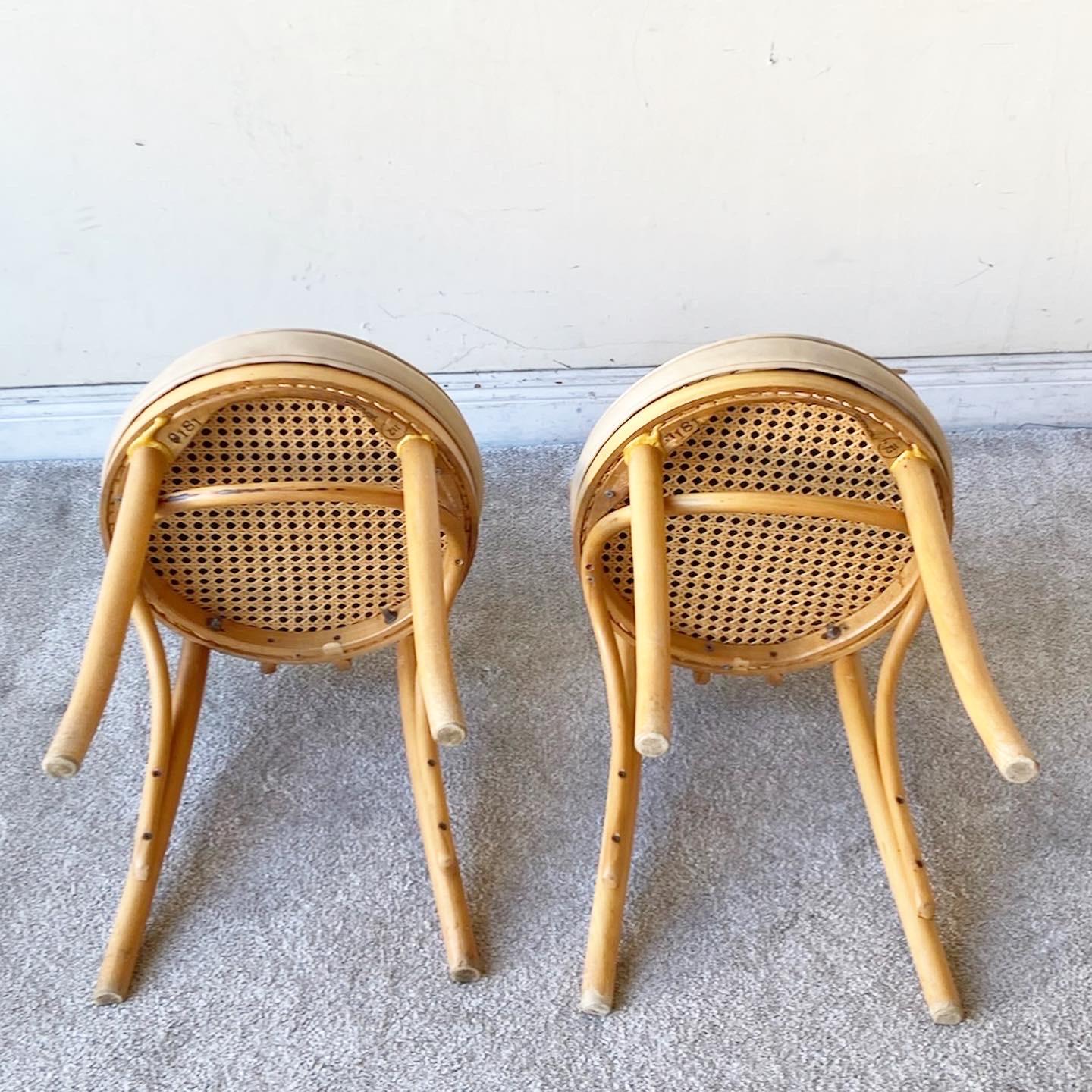Vintage Boho Chic Bentwood Cafe Bistro Dining Chairs, Set of 4 In Good Condition For Sale In Delray Beach, FL