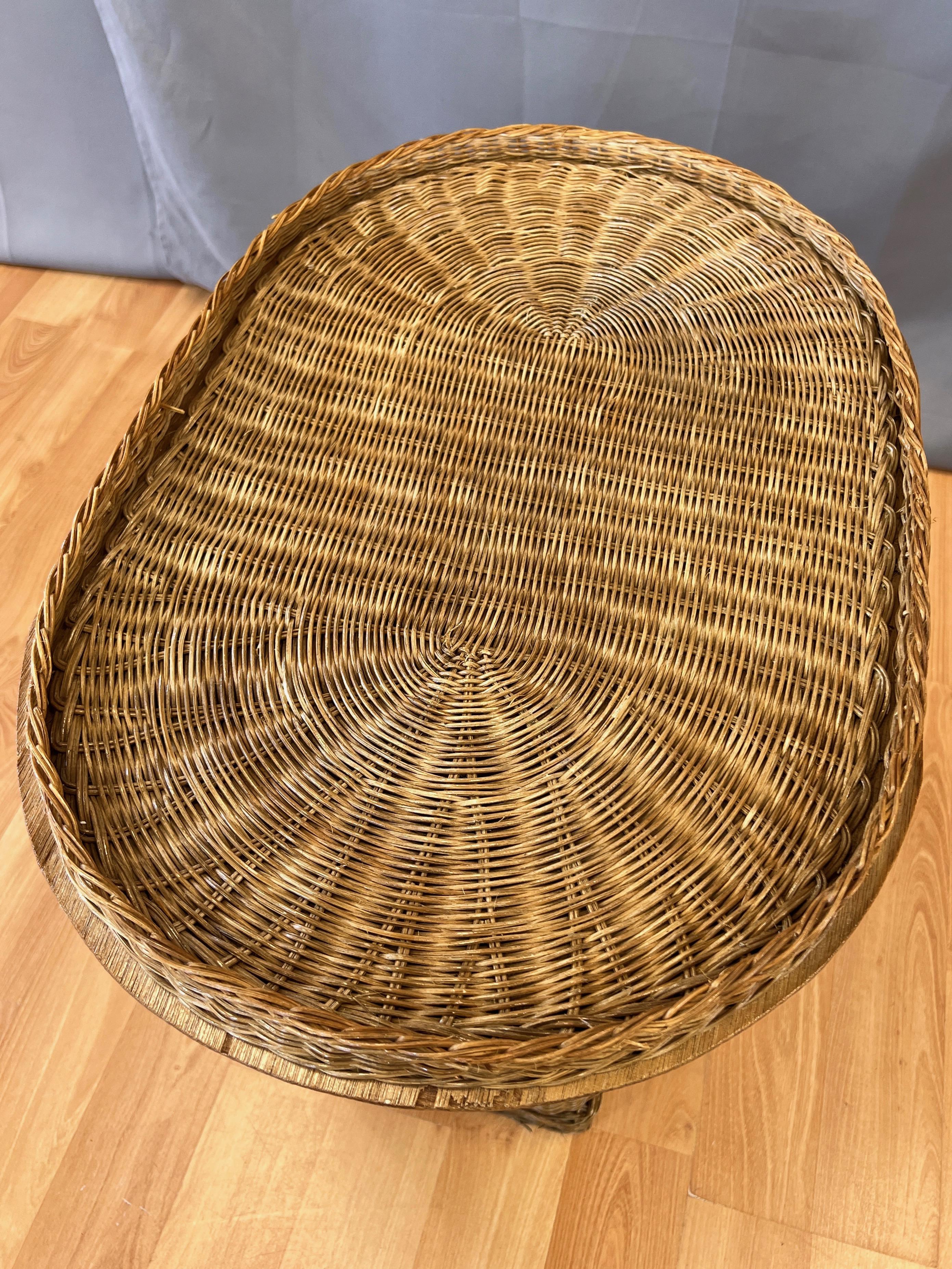 Vintage Boho Chic Natural Wicker & Rattan Elephant Side Table with Tray, 1970s For Sale 2