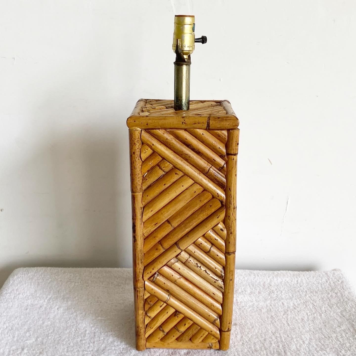 Vintage Boho Chic Split Bamboo Table Lamp - Handmade, Inlaid Pattern In Good Condition For Sale In Delray Beach, FL