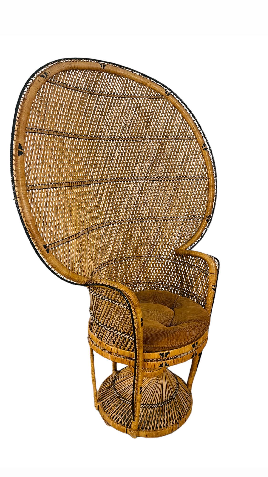Vintage Boho Chic Wicker, Rattan Peacock Chair For Sale 3